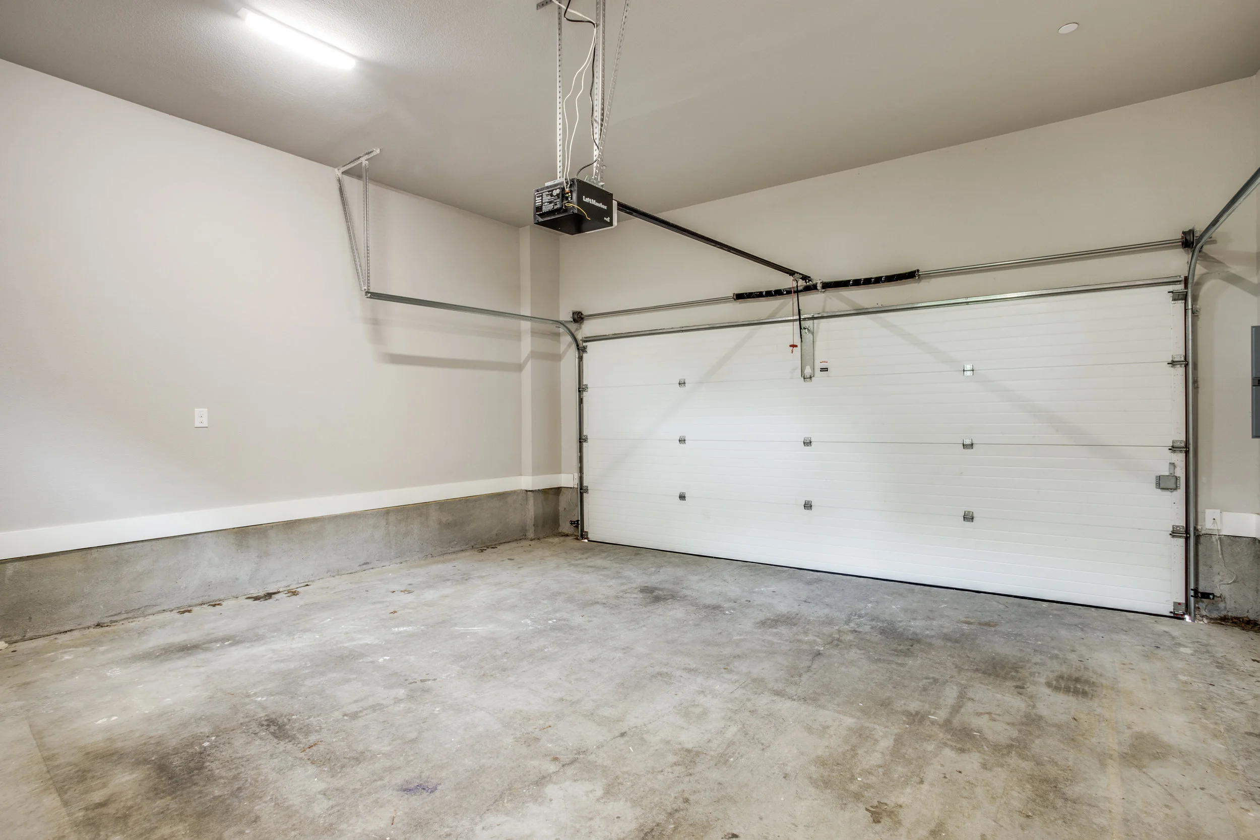 5914-lindell-ave-dallas-tx-400-1-High-Res-20.jpg
