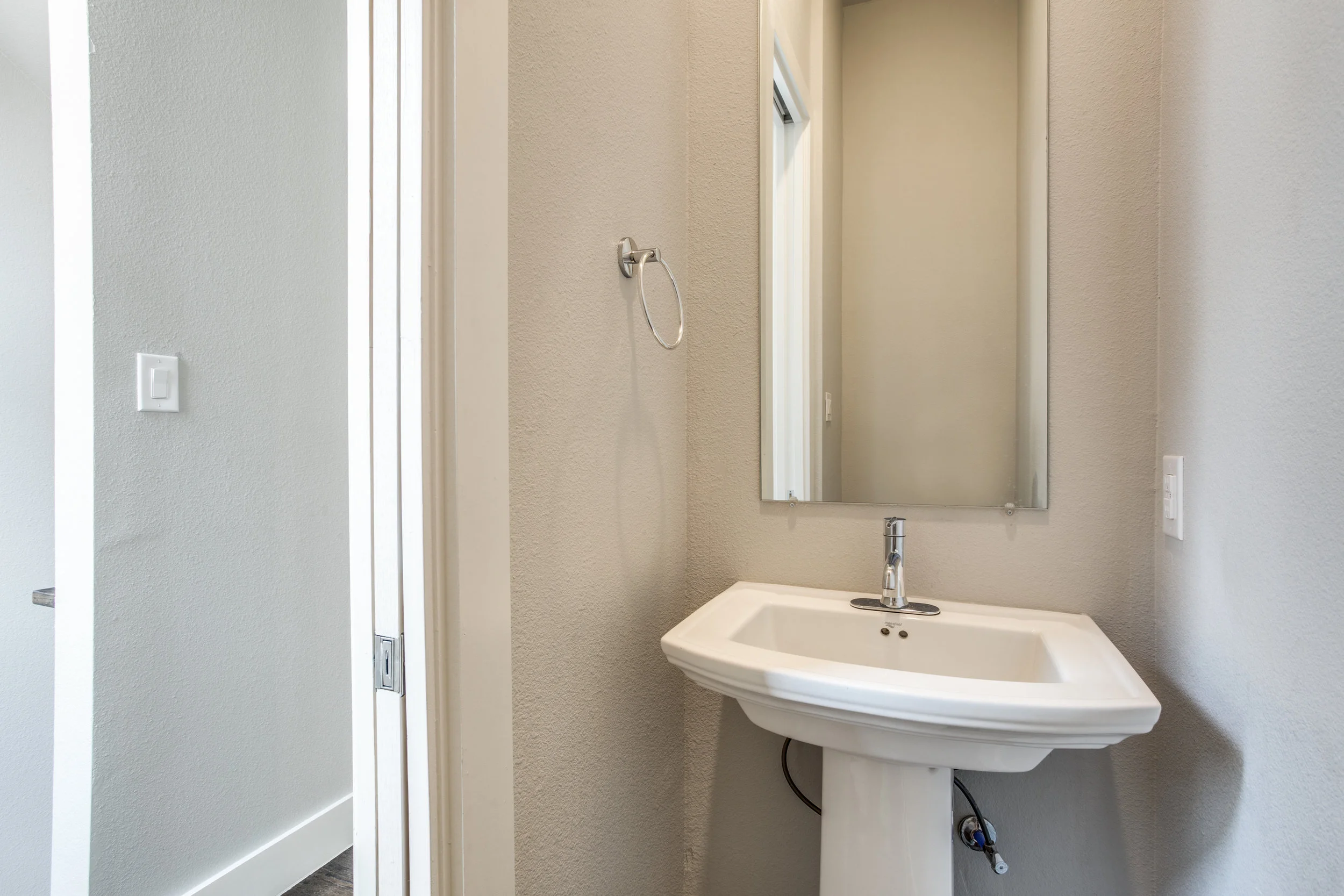 5914-lindell-ave-dallas-tx-400-1-High-Res-19.jpg