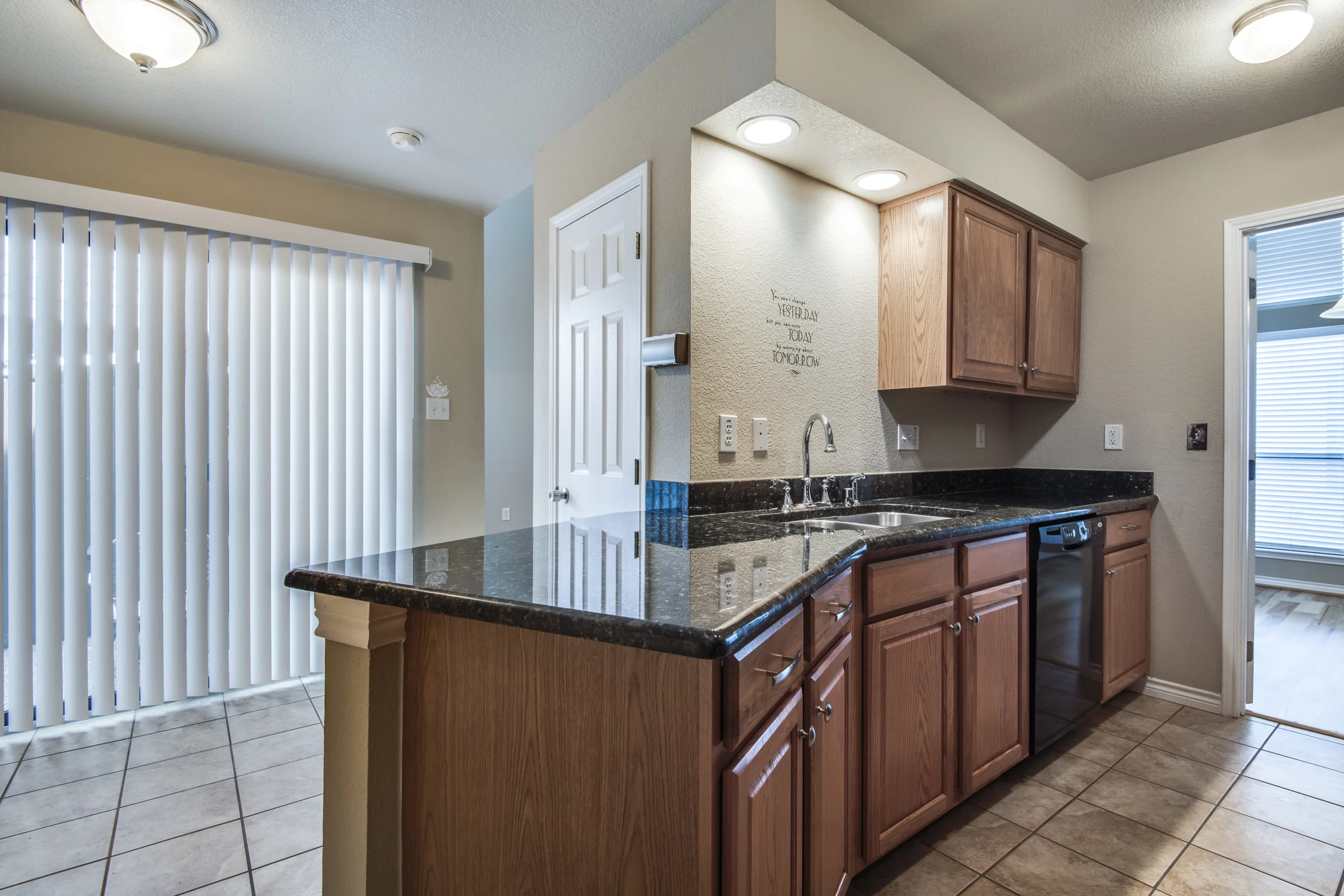 17490-meandering-way-702-dallas-tx-High-Res-11.jpg