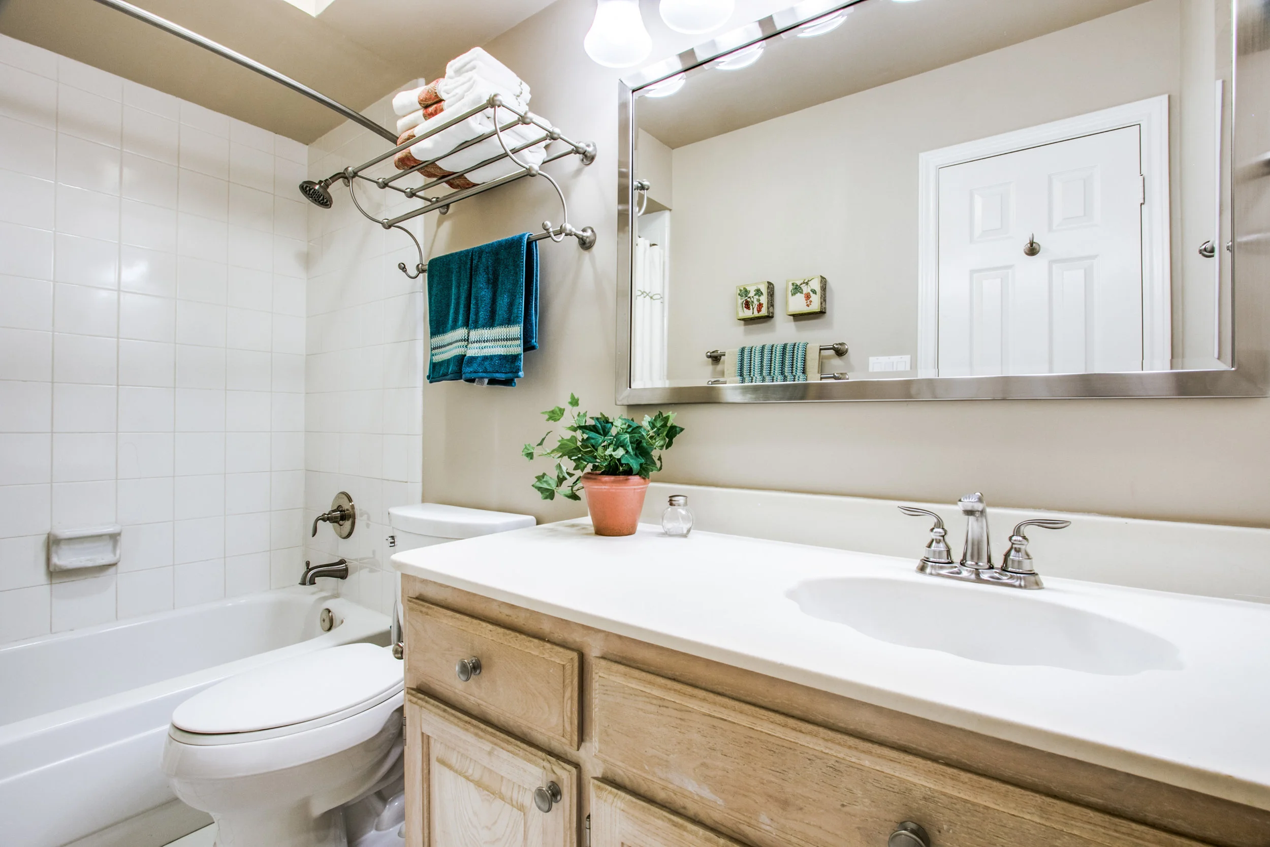 2203-glascow-ct-carrollton-tx-High-Res-19.jpg