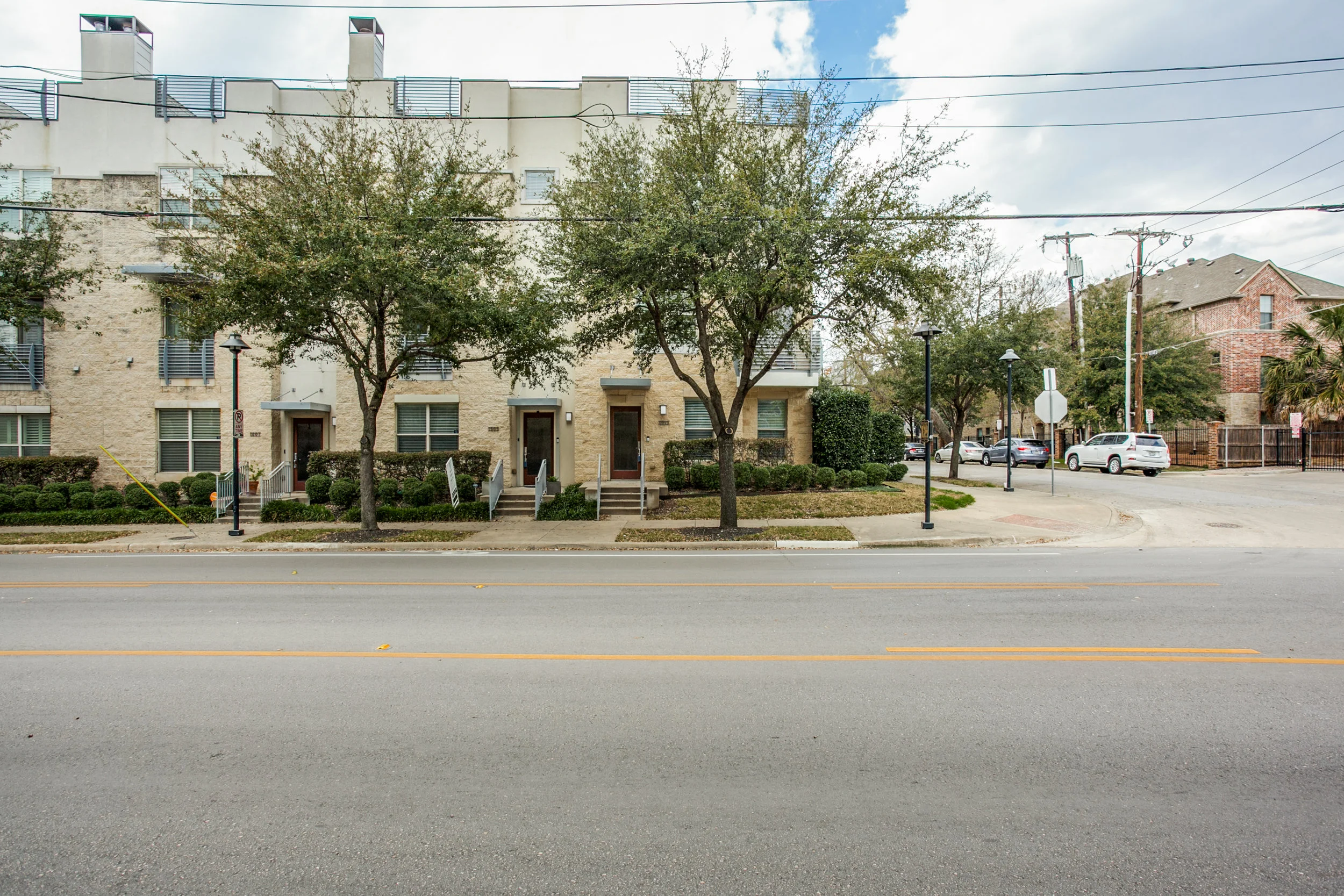 1811-matilda-st-dallas-tx-2-High-Res-1.jpg