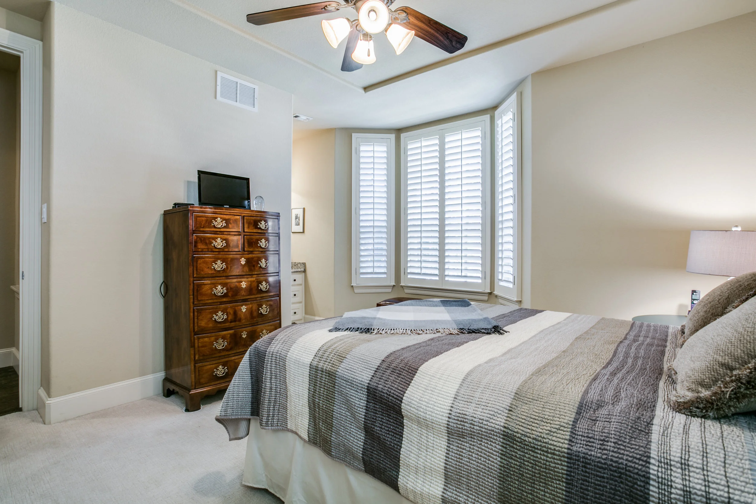 5021-steinbeck-st-carrollton-tx-High-Res-28.jpg