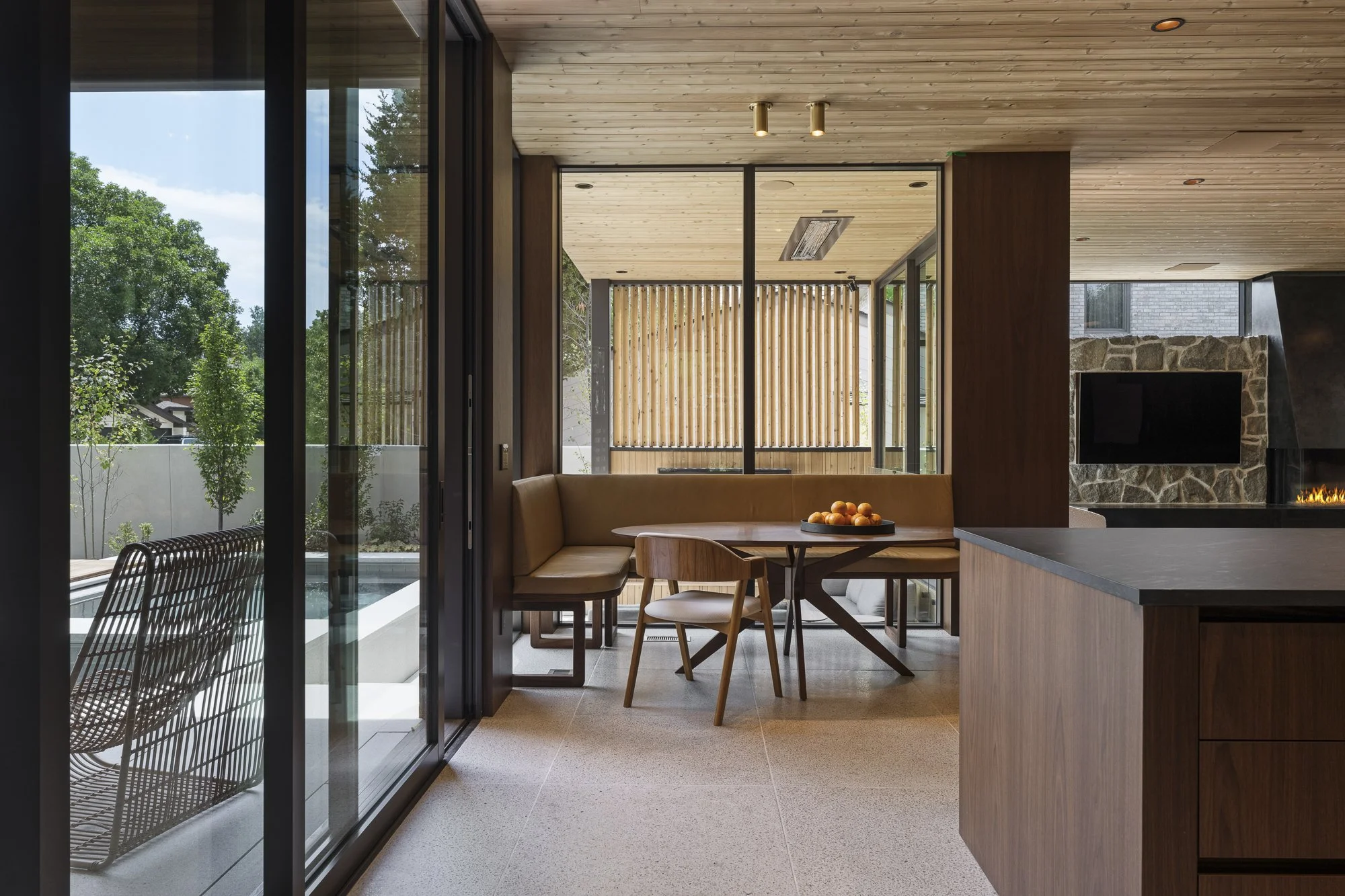 1860 E Cedar Ave - Web - Trendem Media-24.jpg