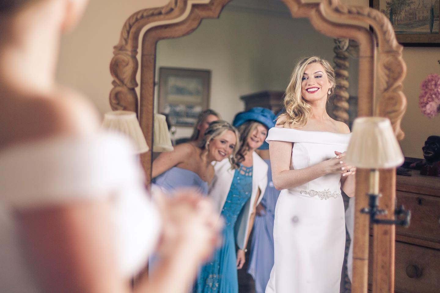 A memory of a beautiful day at @lisnavagh with a lovely, fun couple! |  N&amp;G❤️😍

#dublinphotographer #wedding #irishphotographer #irishphotography #dublinphotography #weddingvenuesireland #irishweddings 
 #stylishwedding #stylishweddings #documen