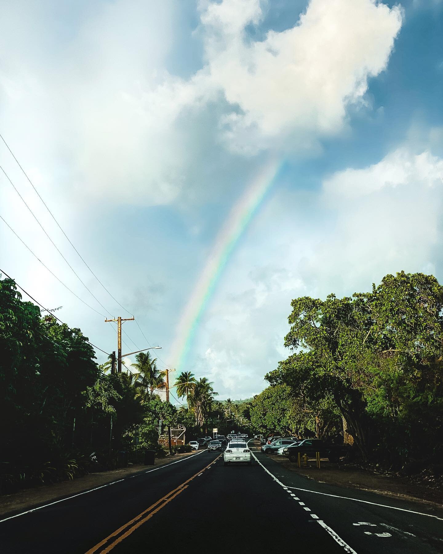 No Rain. No Rainbow. 🌈🌴🤙🏼
.
.
.
.
.
.
#hawaii #rainbow  #oahu #islandlife #aloha #hawaiilife #hawaiiinstagram #islandvibes #hope #hilife #tropicalvibes #paradise #beautiful #explorefeed #colors #zen #peaceful #skyporn #sunset #shotoniphone