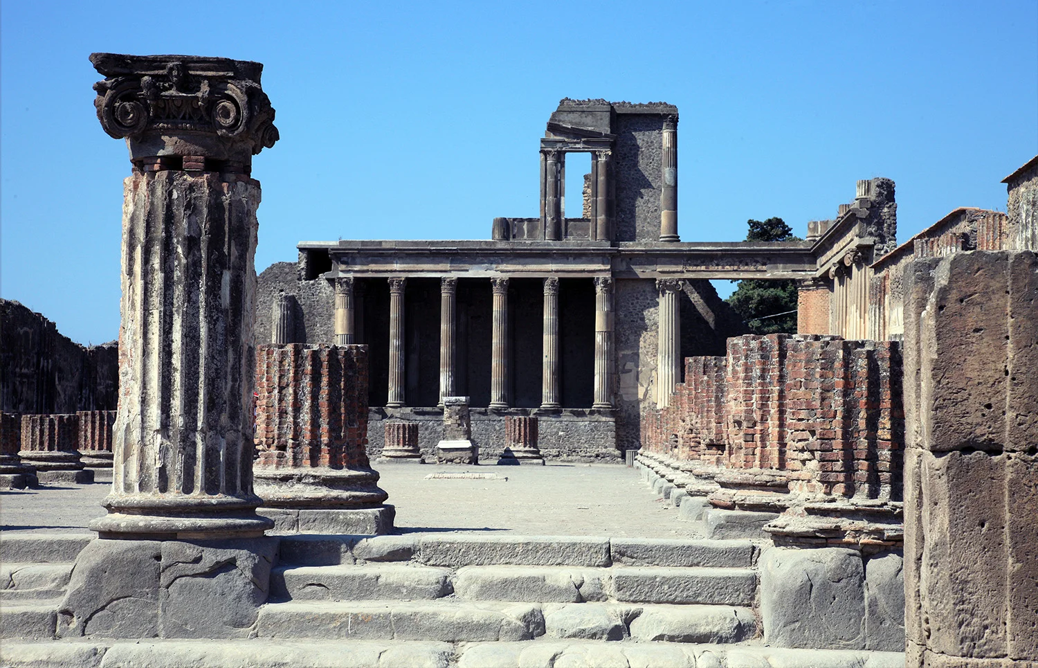 The Remarkable Ruins of Pompeii