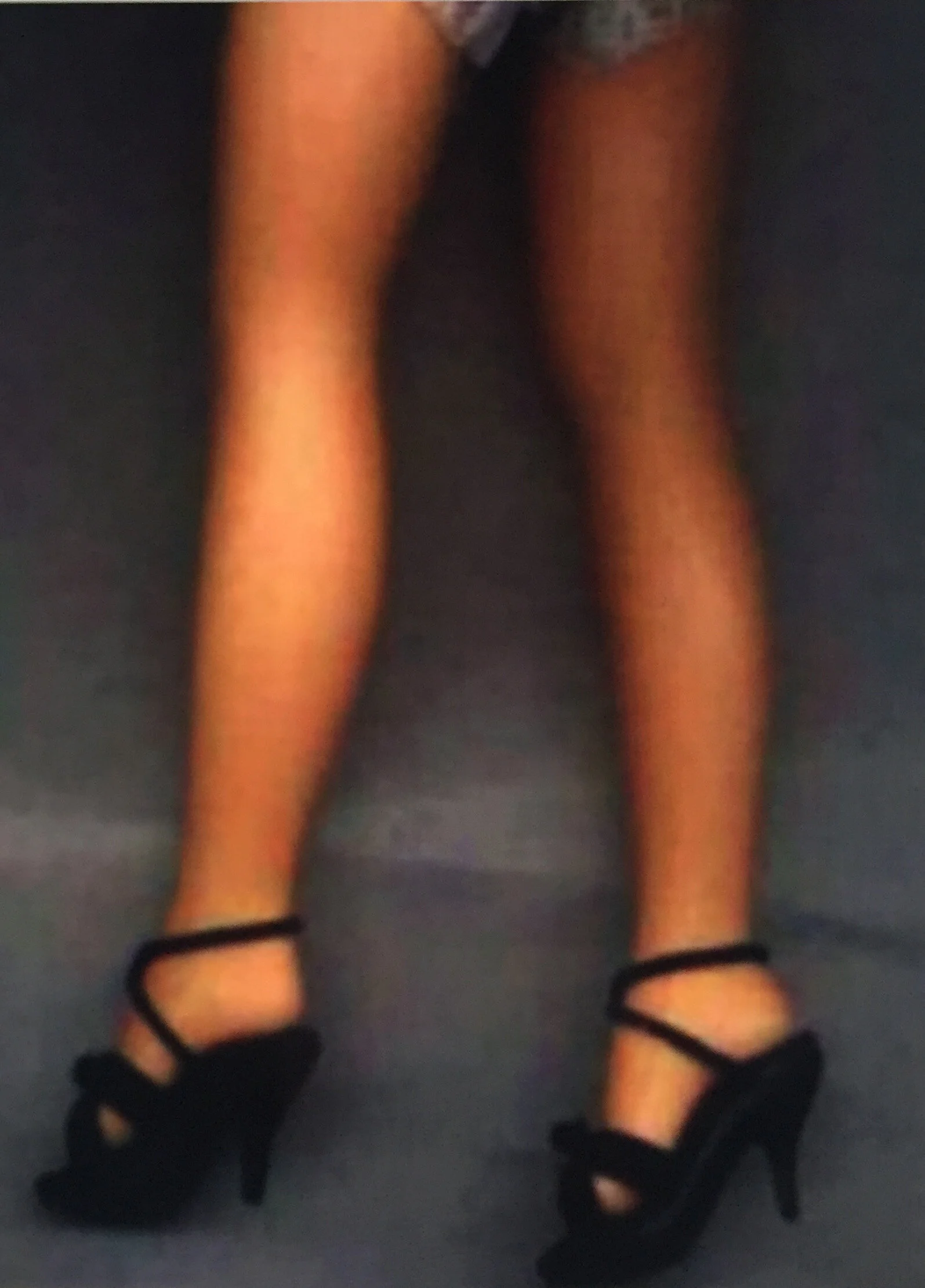 IMG_3812dolllegs.jpg