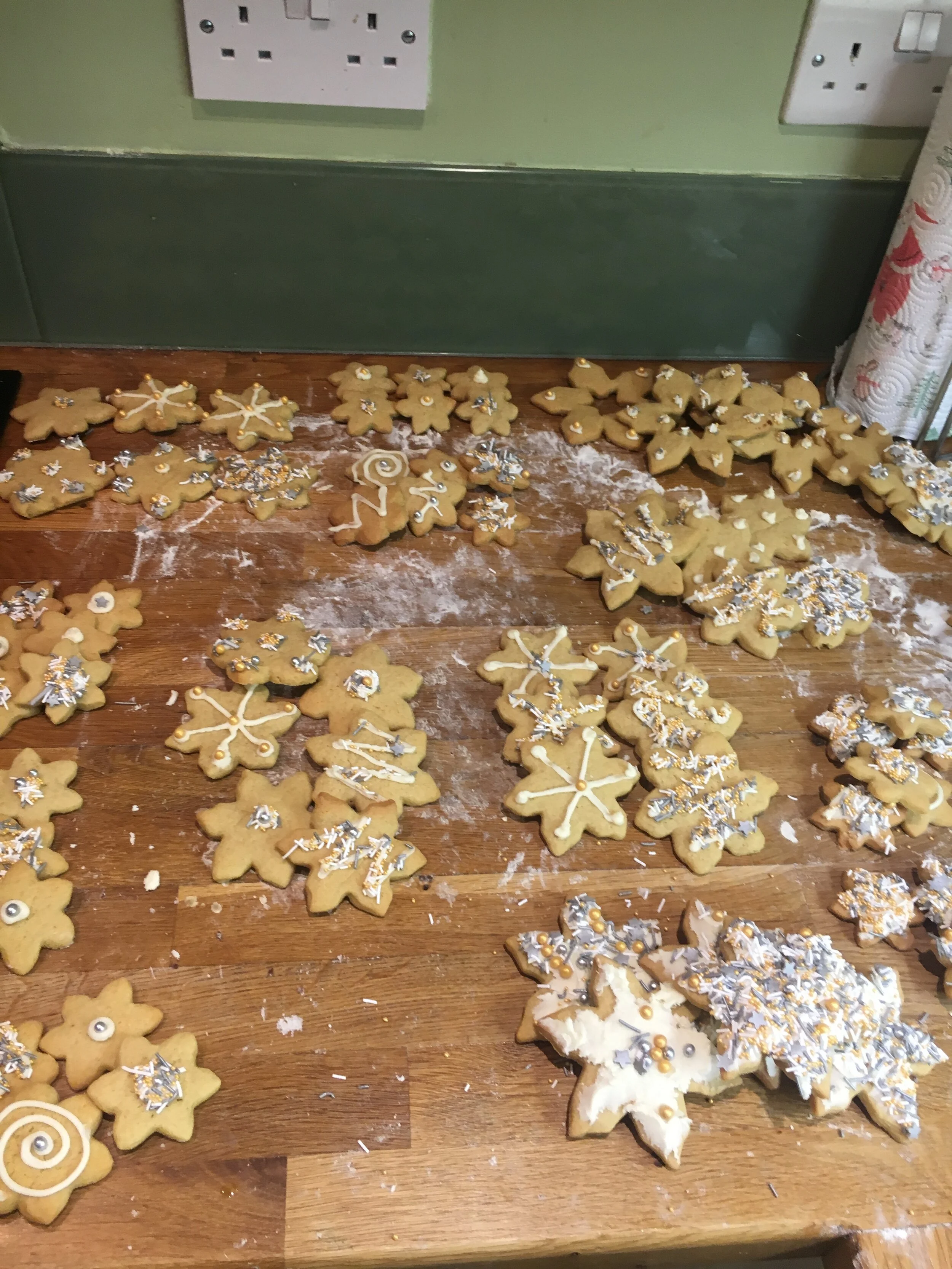   Holiday Survival Tips for Starving Artists Part 1: My Holiday Card Spreadsheet 