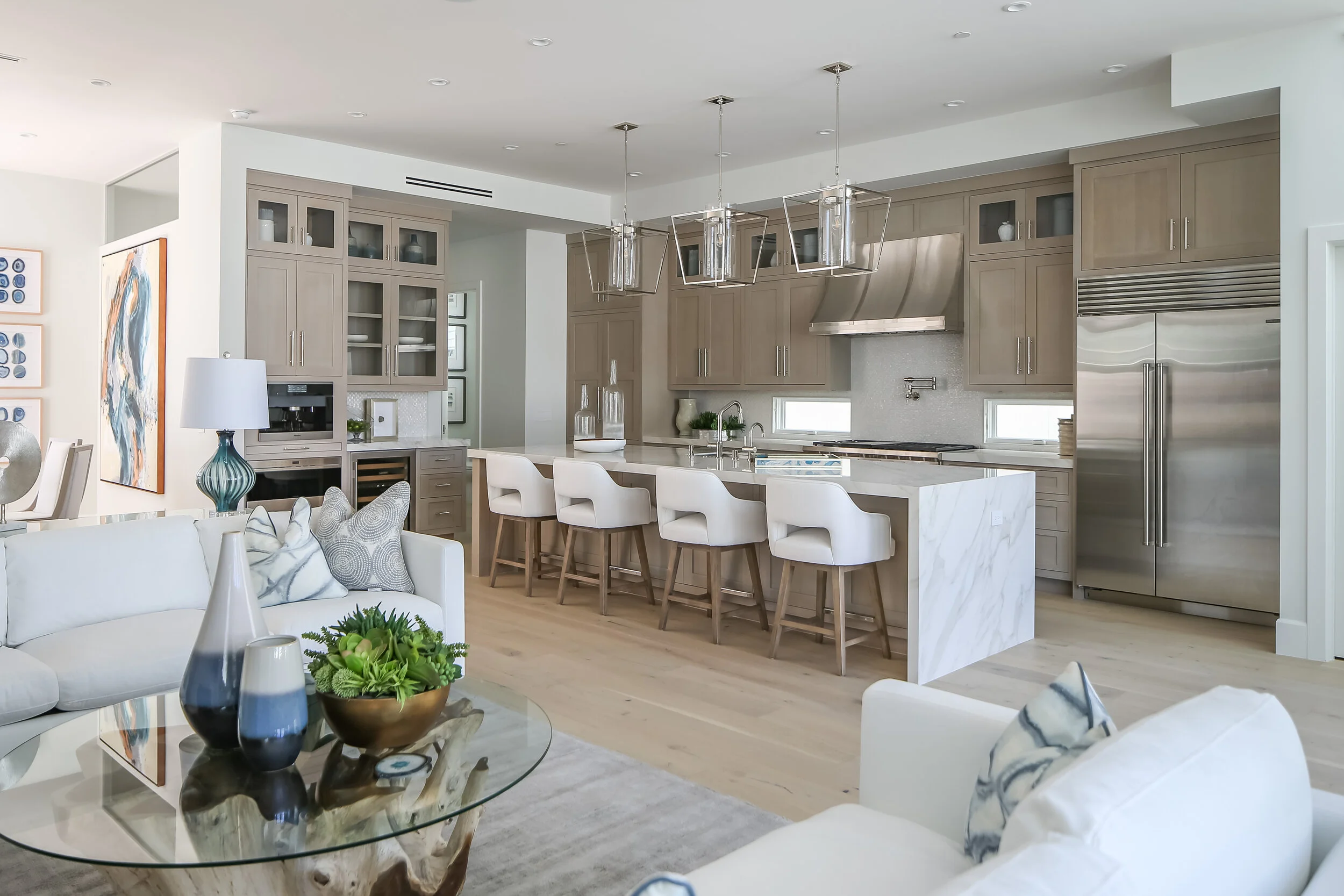 living kitchen.JPG