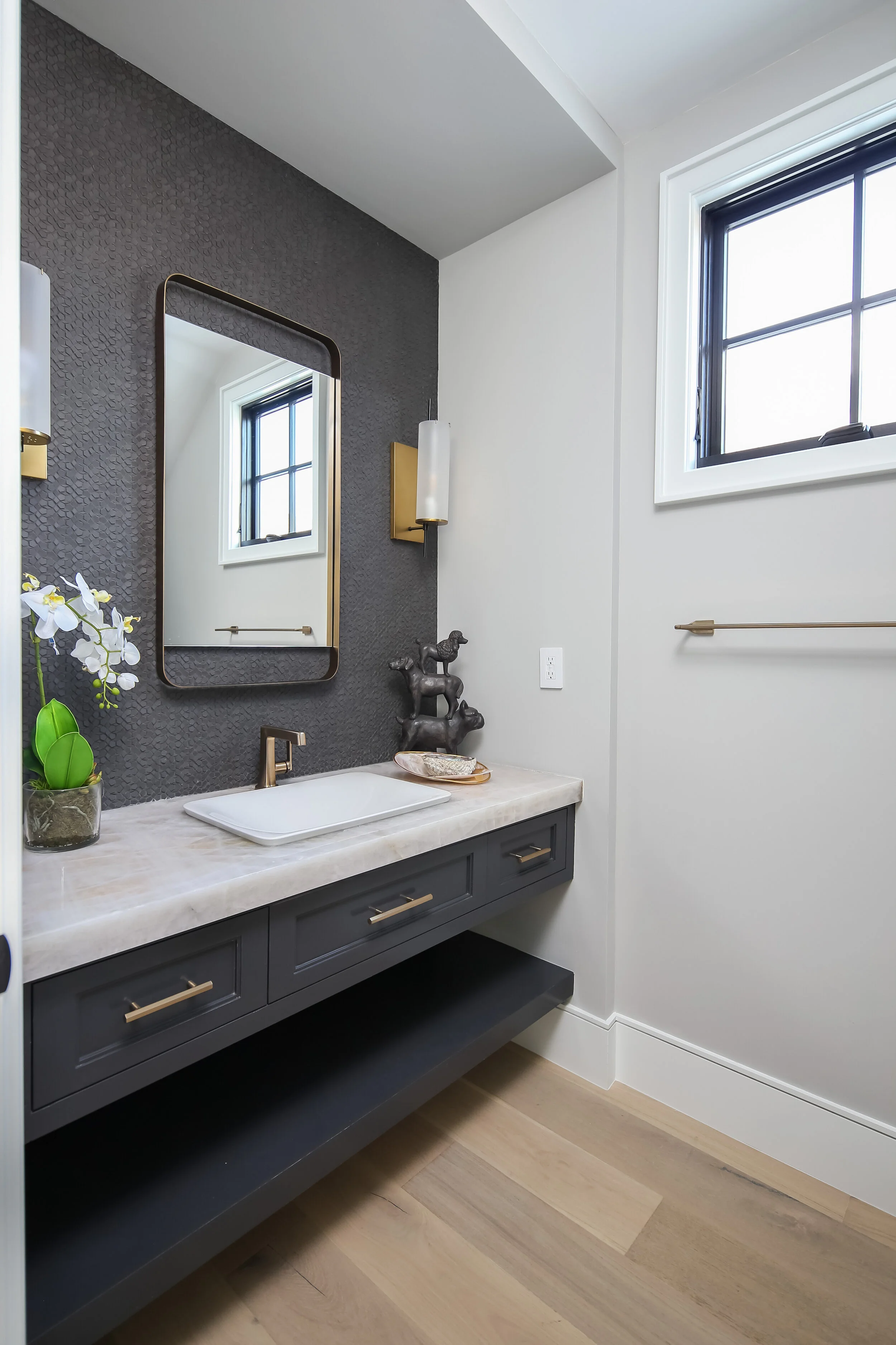 bathroom details.JPG