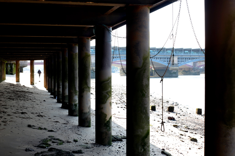 Blackfriar's+Bridge+from+the+shore.jpg