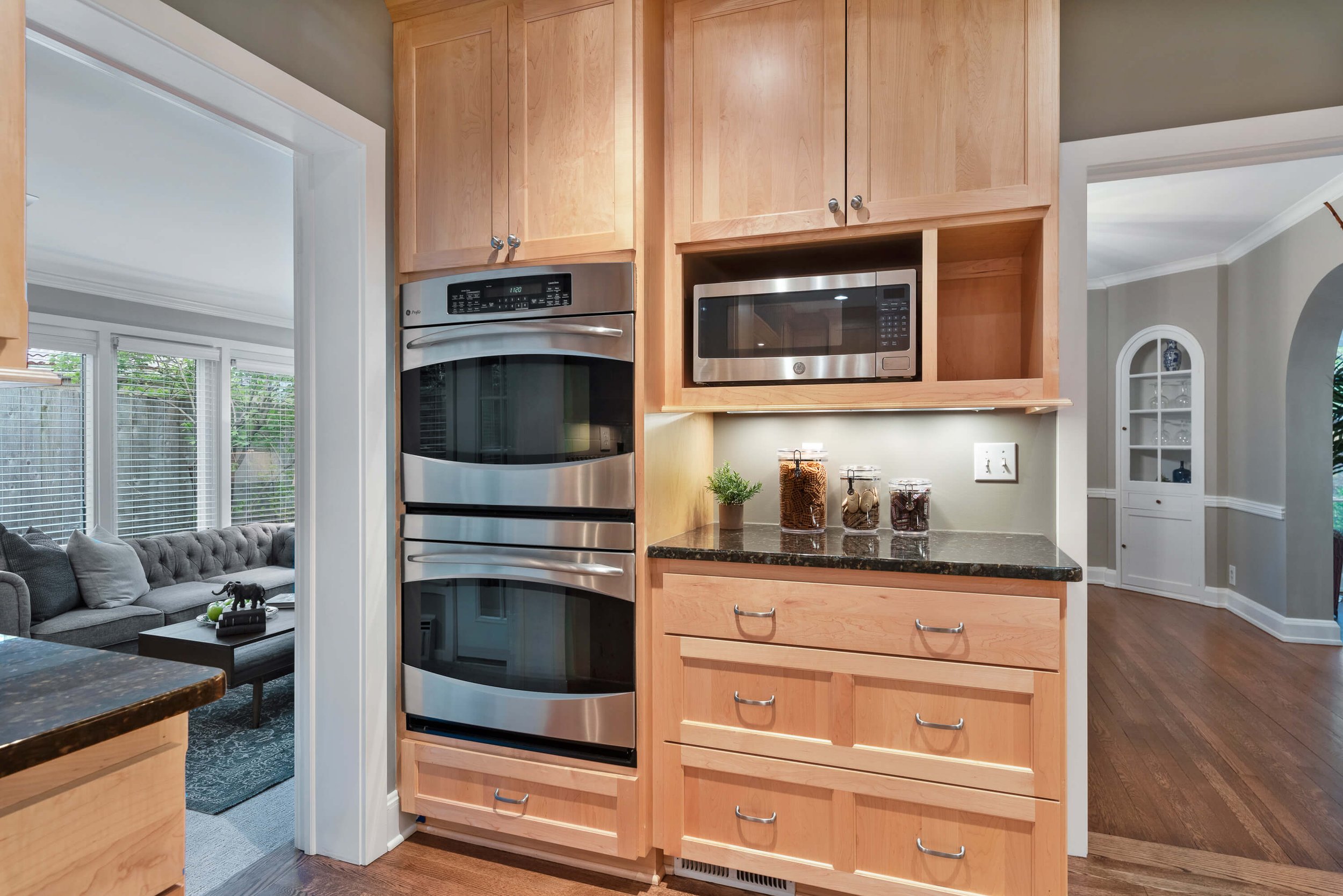 Built-In Wall Ovens