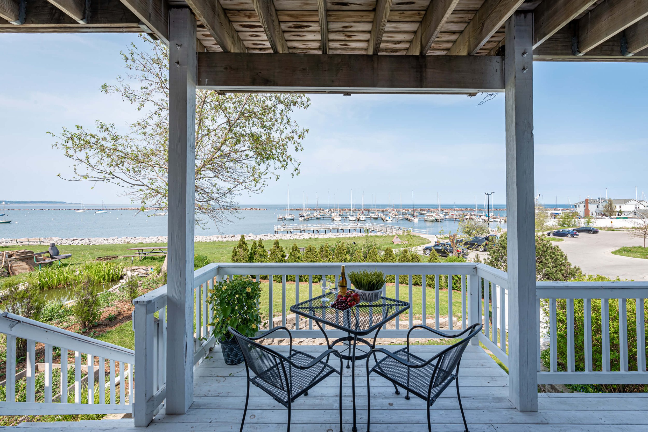 Main Level Deck Dining Area