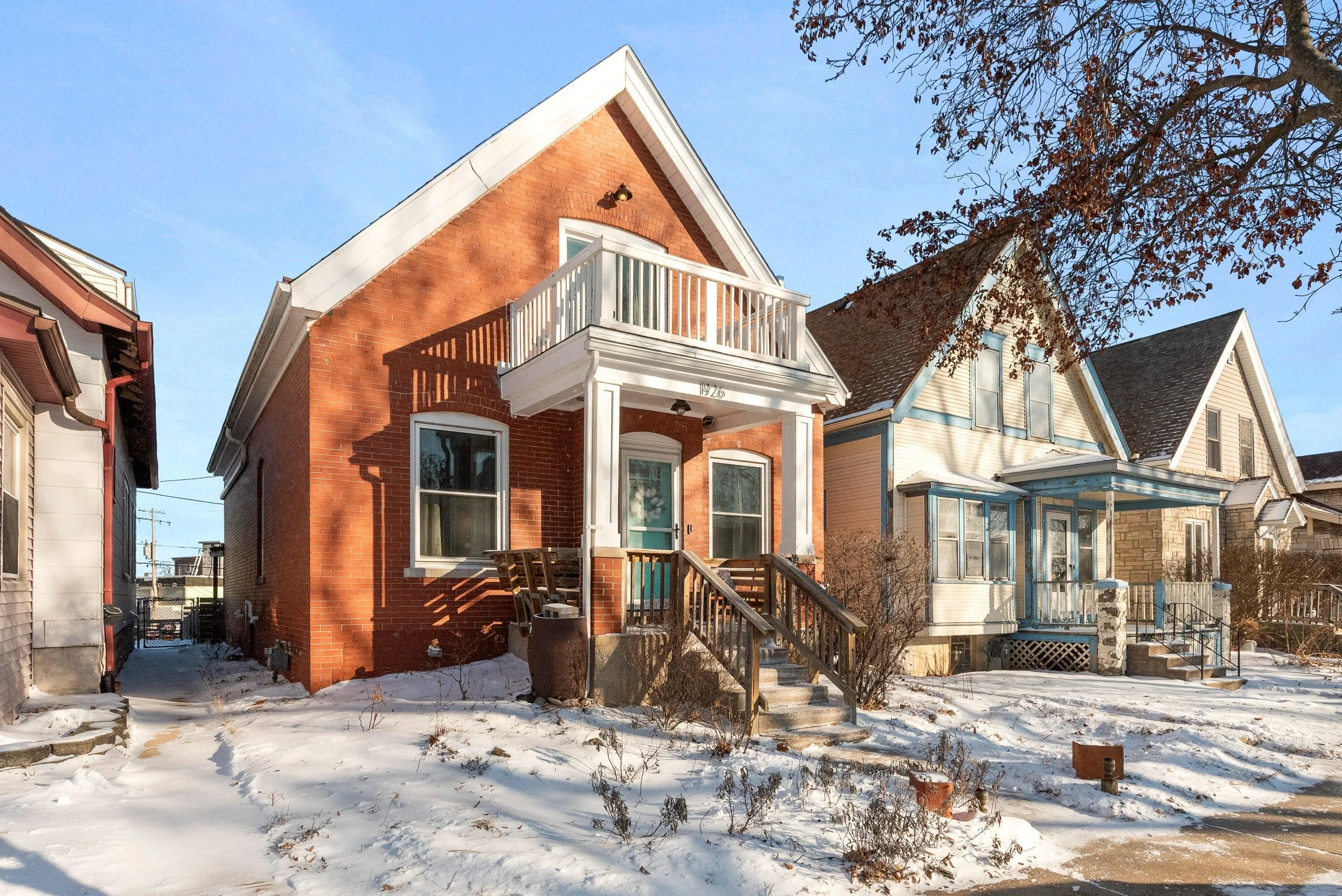 1926 E Bennett Avenue