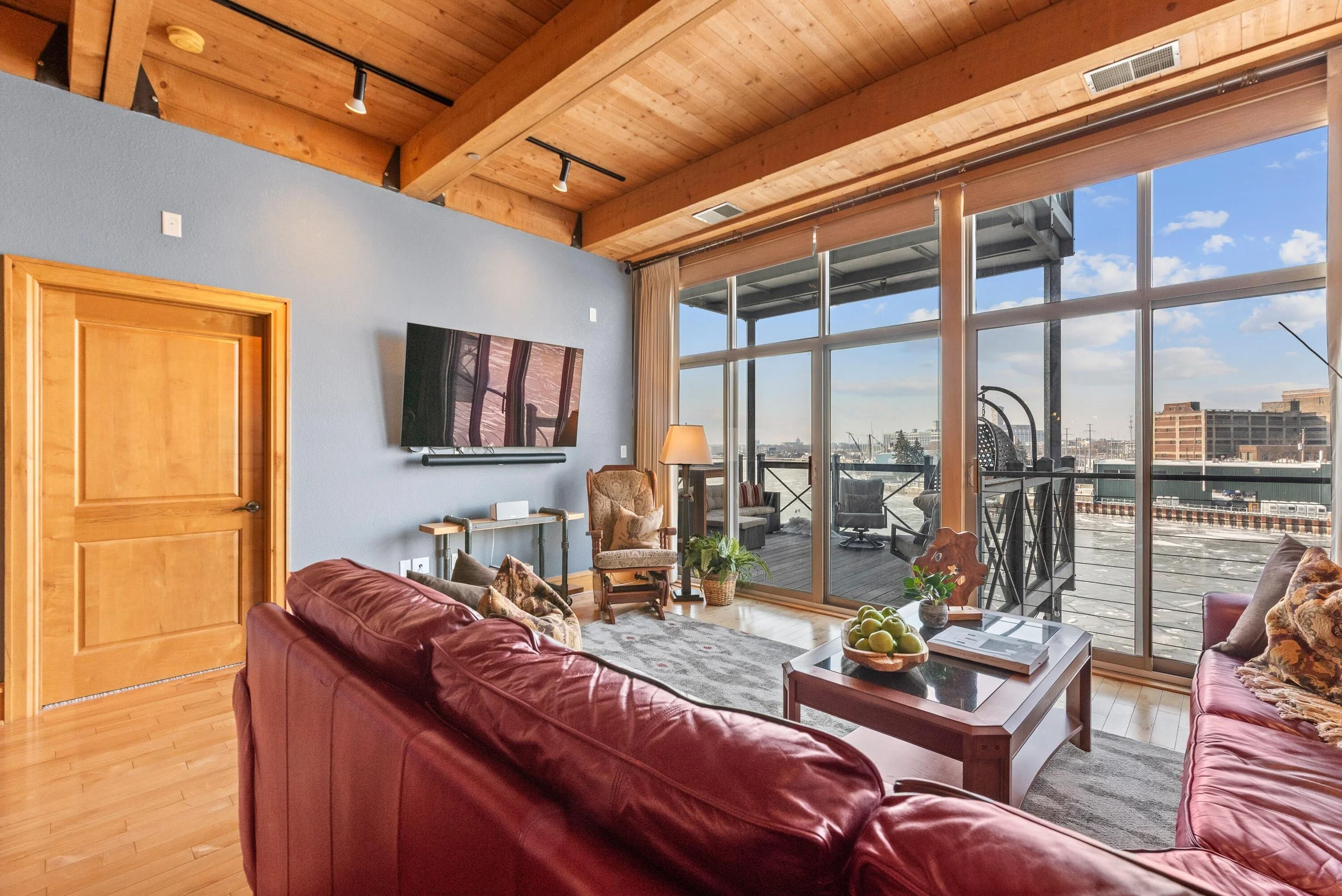 Deck Expands Living Space