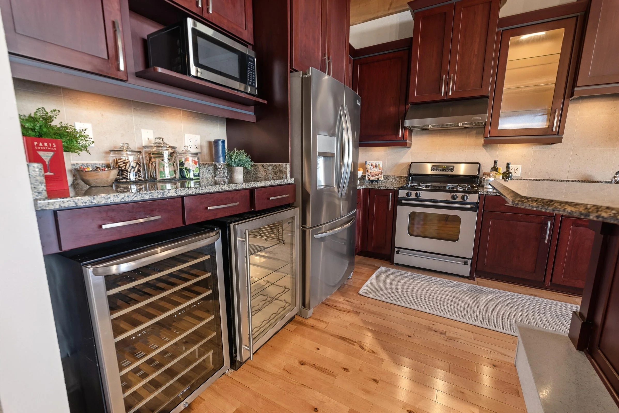 Beverage Center &amp; Wine Chiller