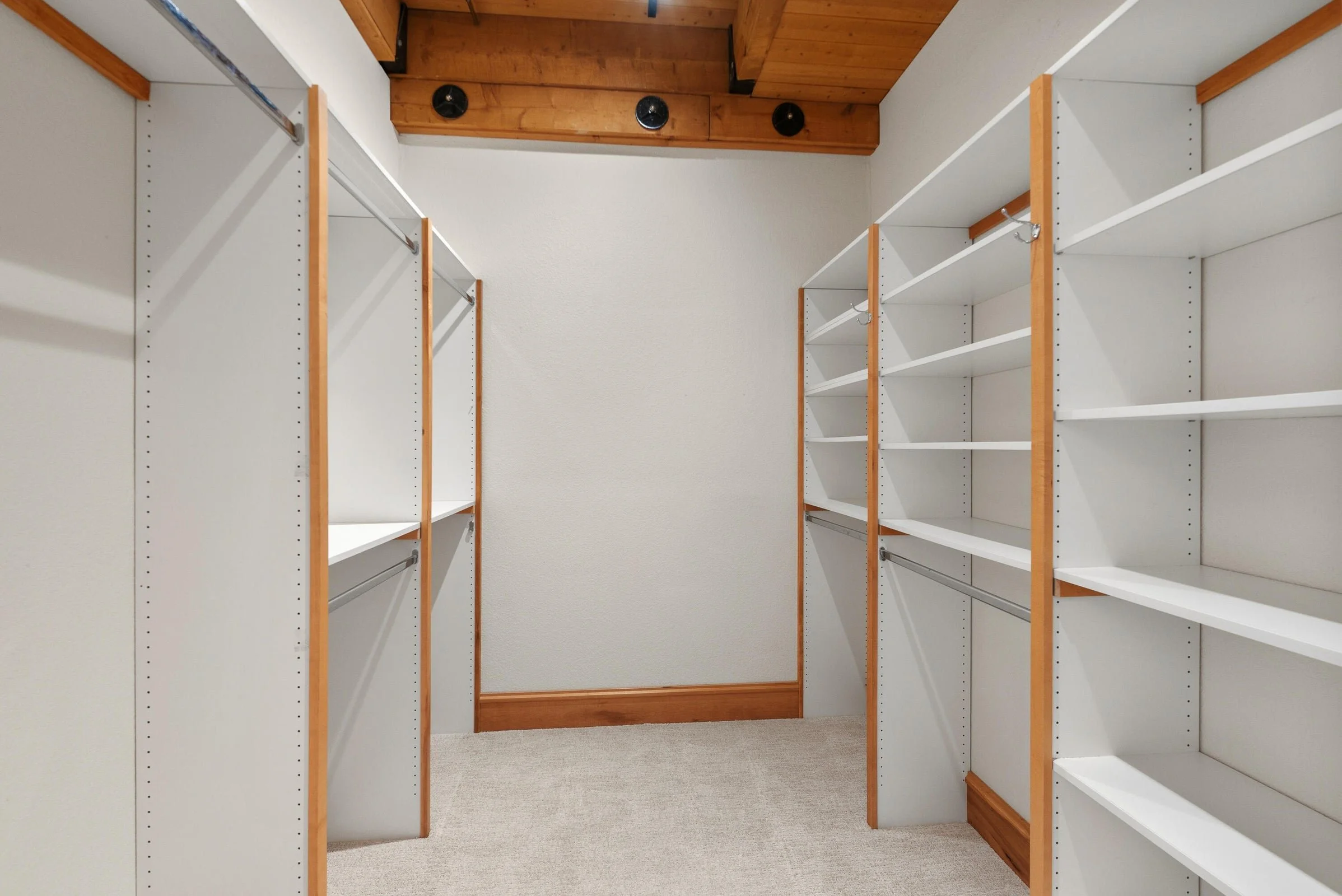 2nd Primary Walkin Closet