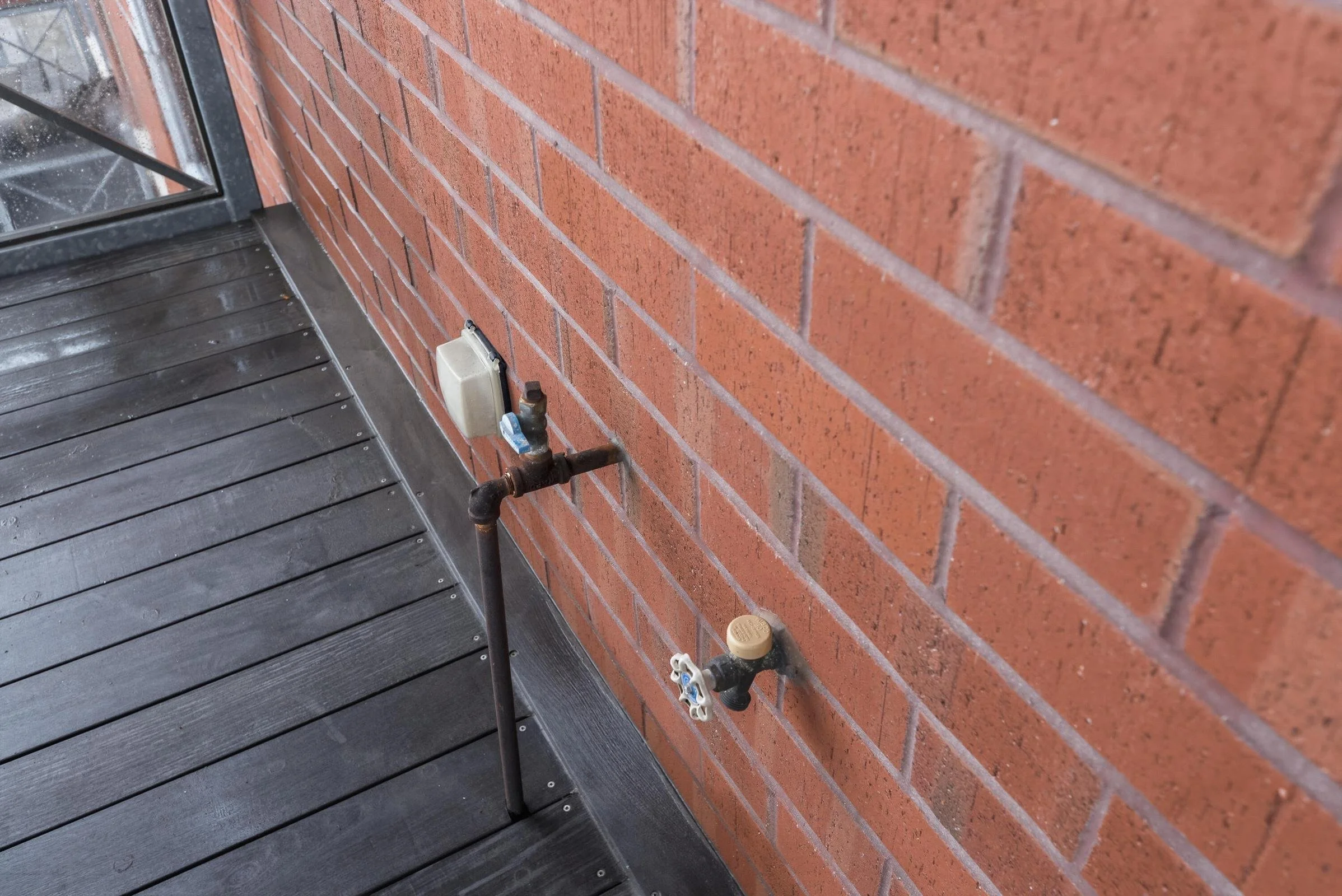 Gas, Water &amp; Electric on Deck