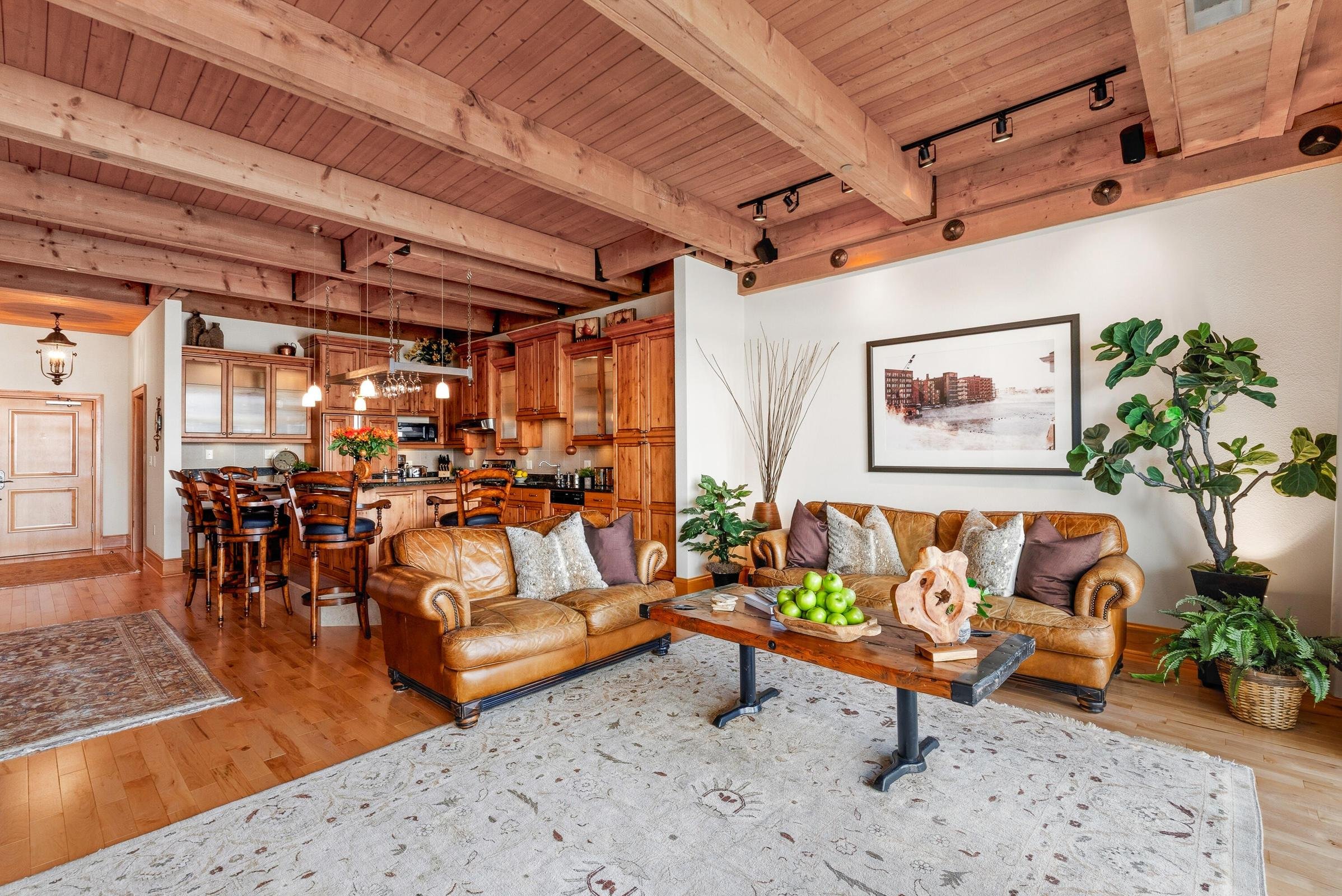 Rich Russian Timbers