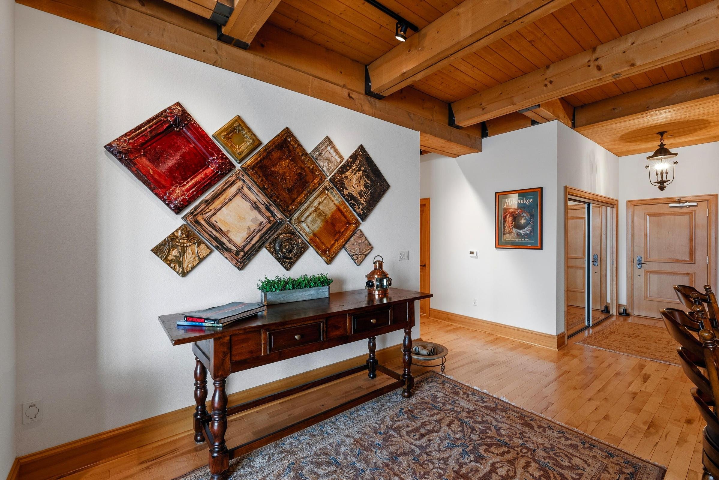 Significant Space for Dining Table