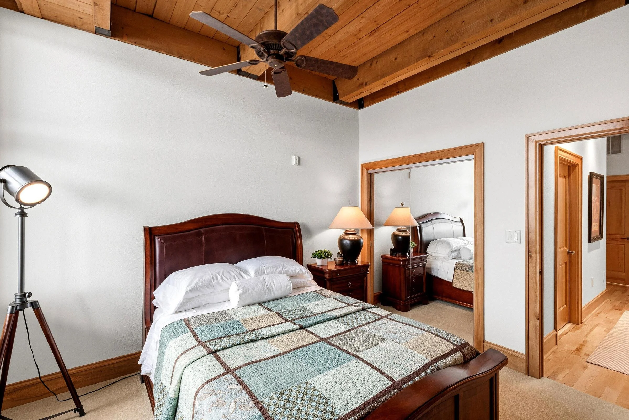 Large Guest Custom Closet