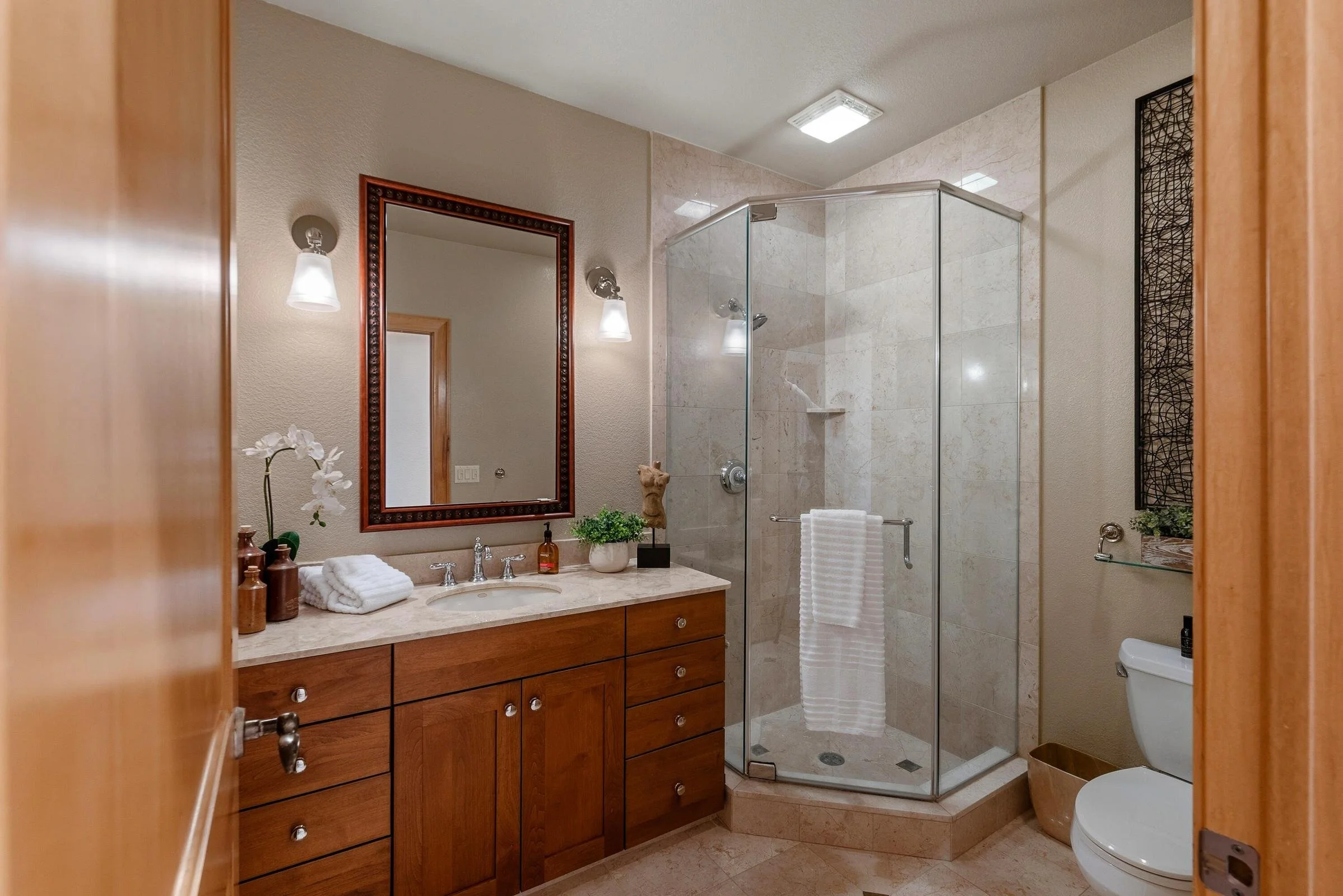 Marble Guest Bath w/ Neo-Angle Shower