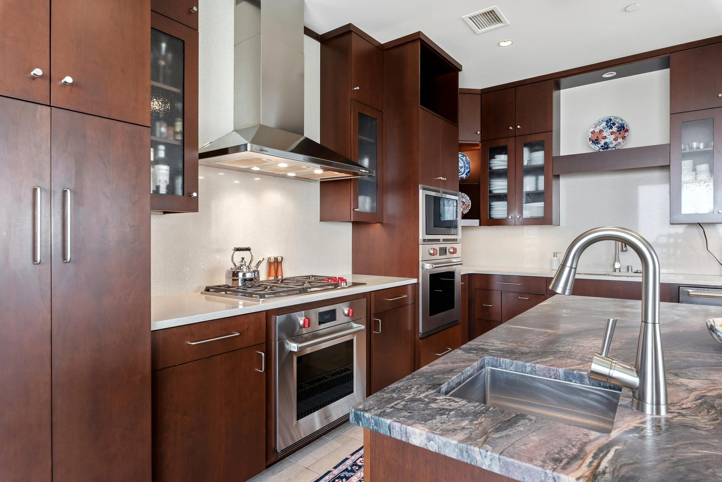 Multiple Sinks for Food Prep