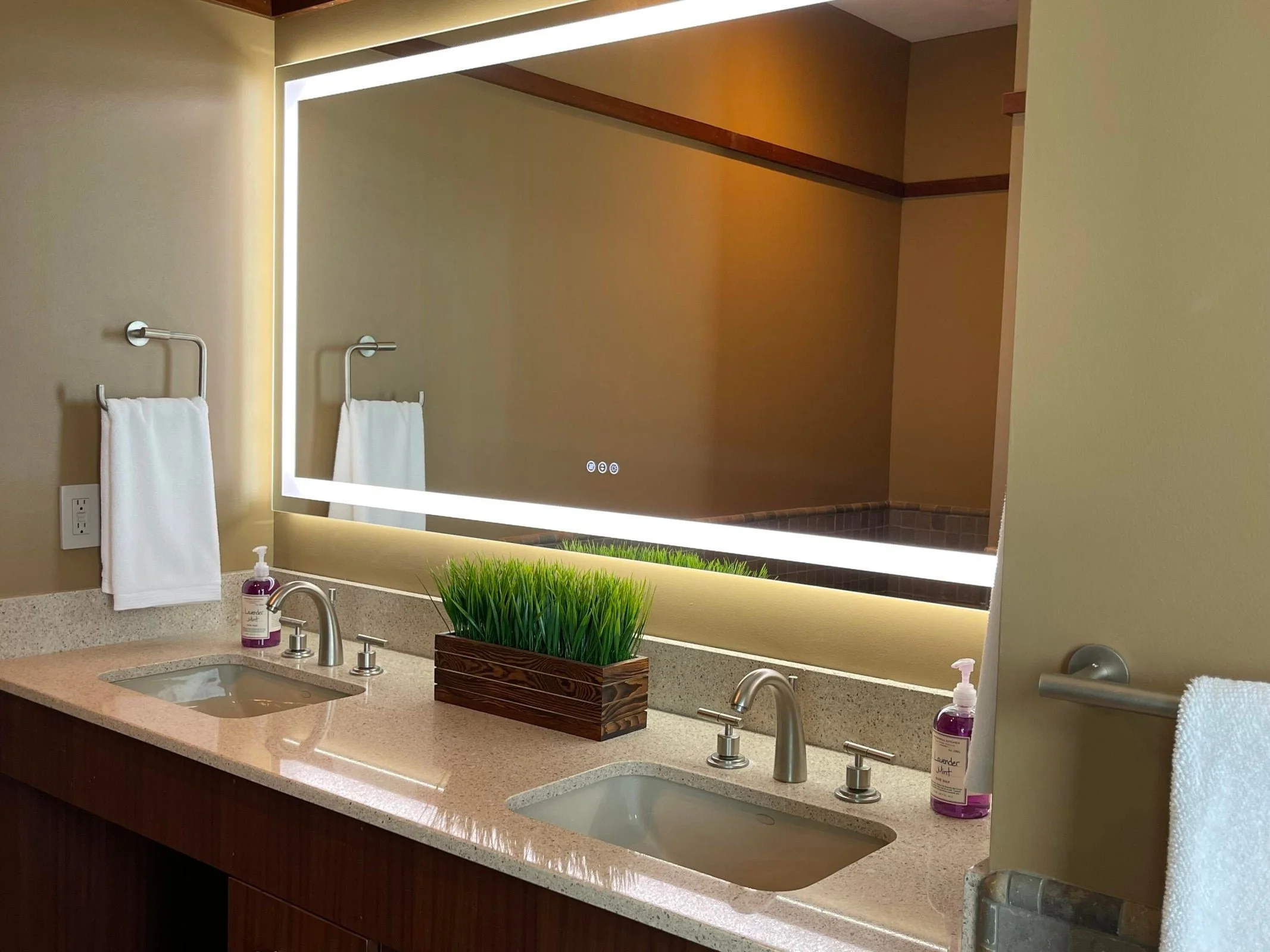 2nd Bedroom Full Bath Vanity