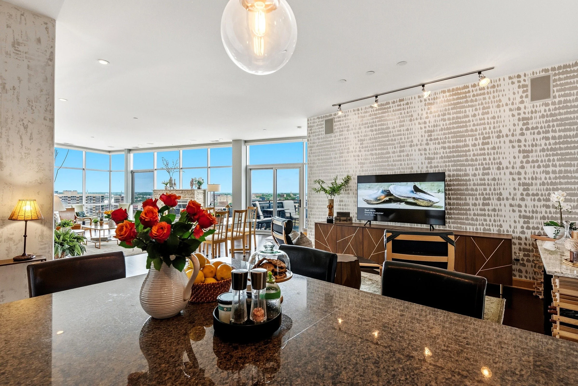 Great Counter Space for Food Prep