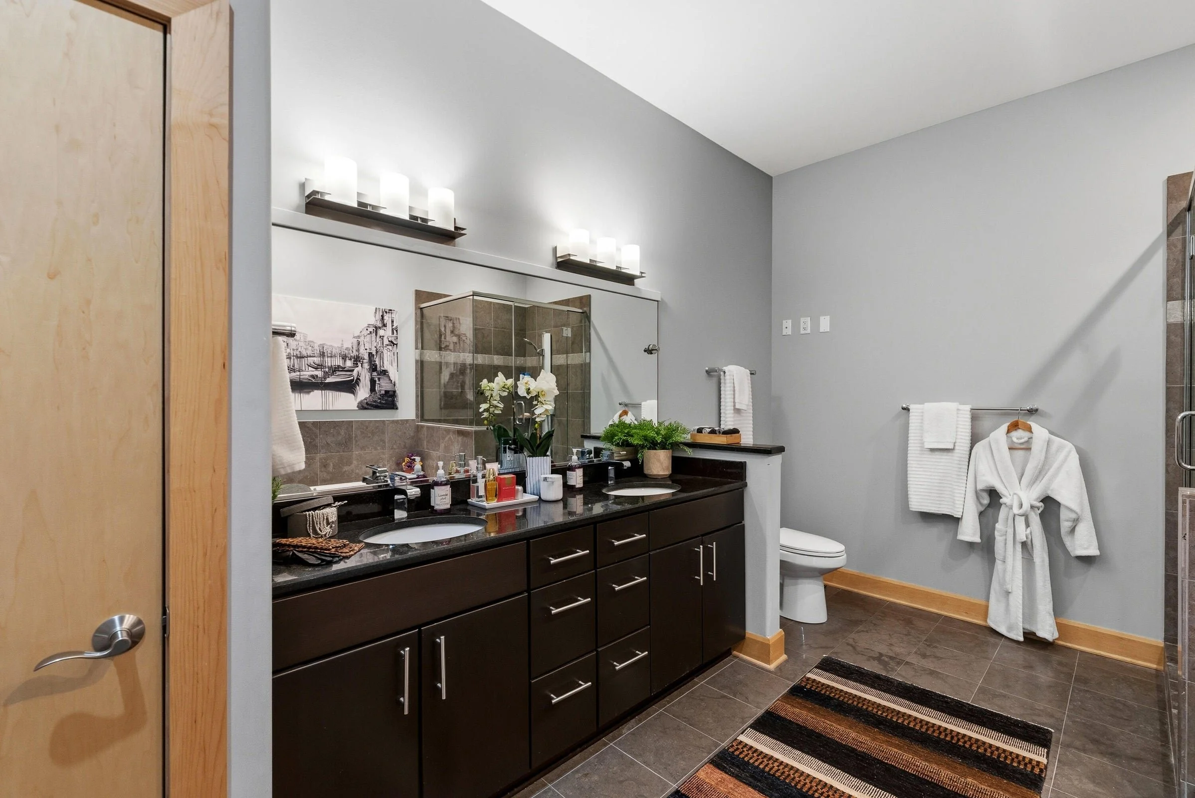 Double Sink Vanity