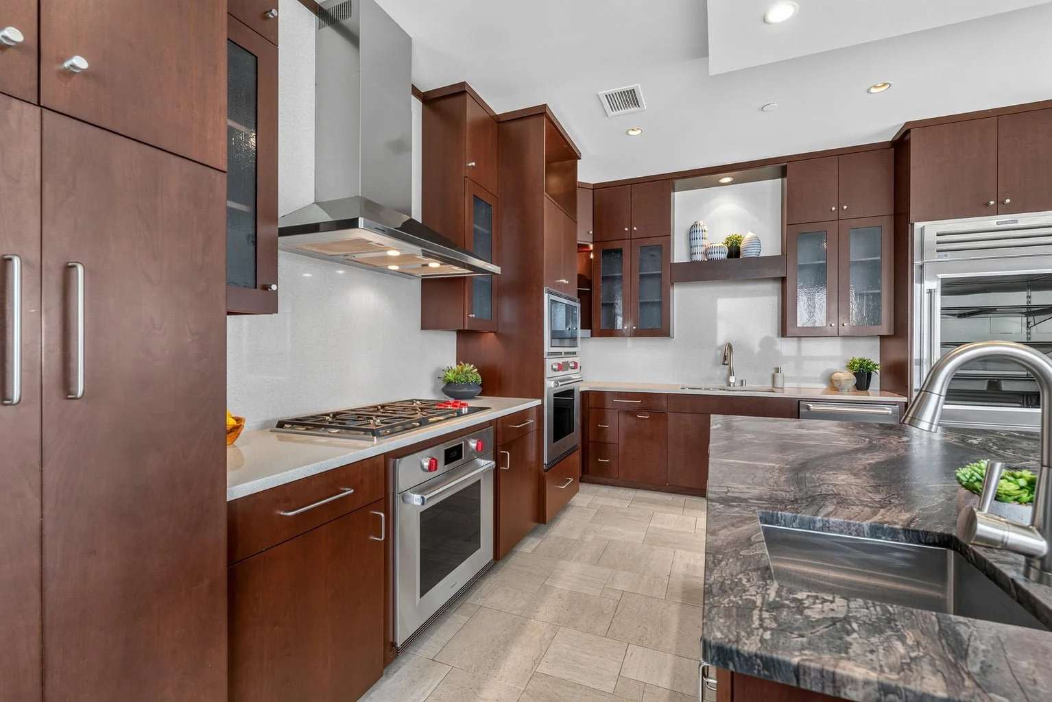 Multiple Sinks for Food Prep