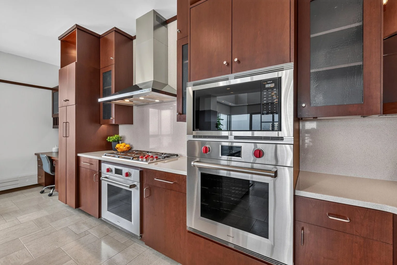 External Vent Hood, Gas Cooktop