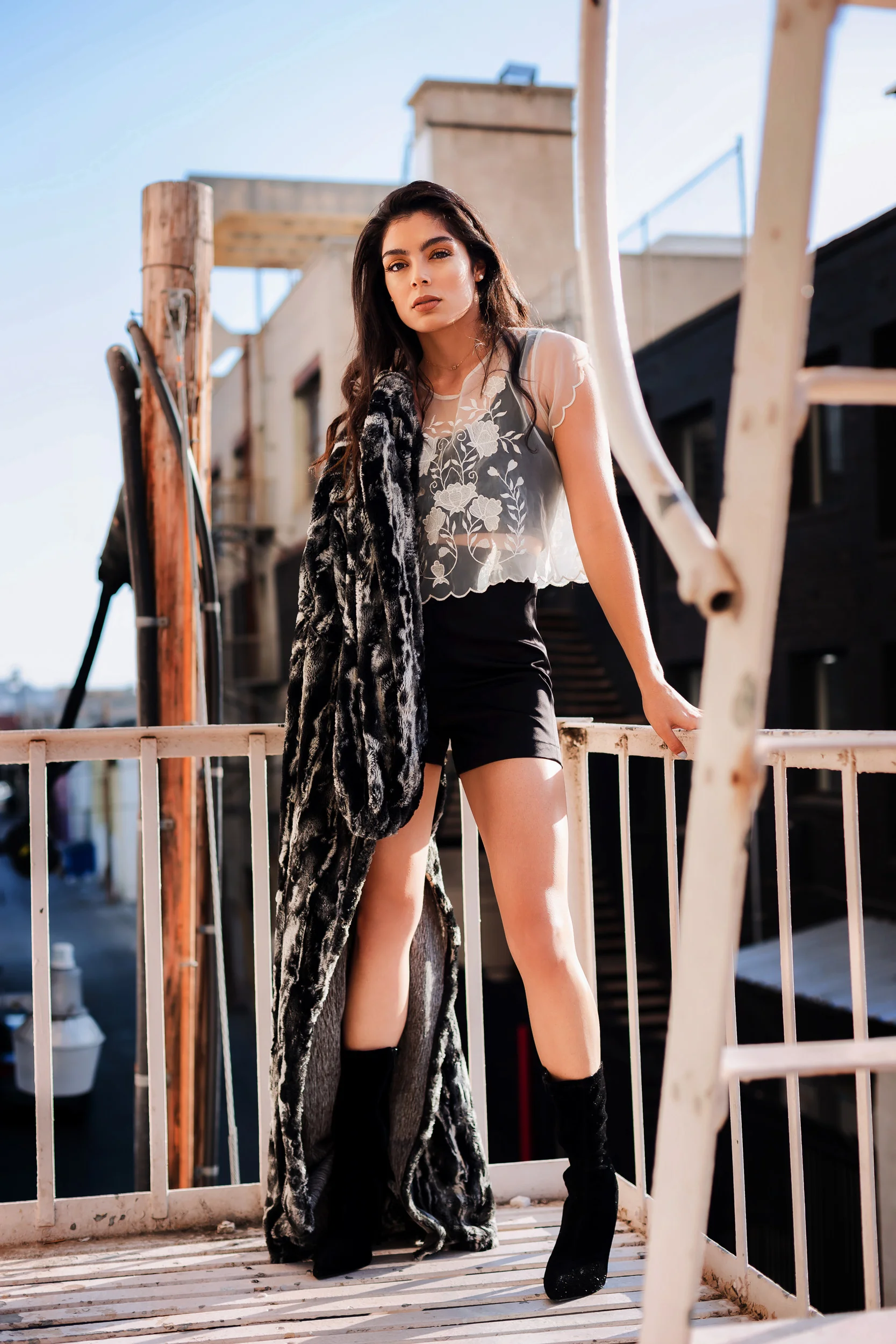 Karina_Belcony_Angel_Osorio_Photography_1_Viniette.jpg