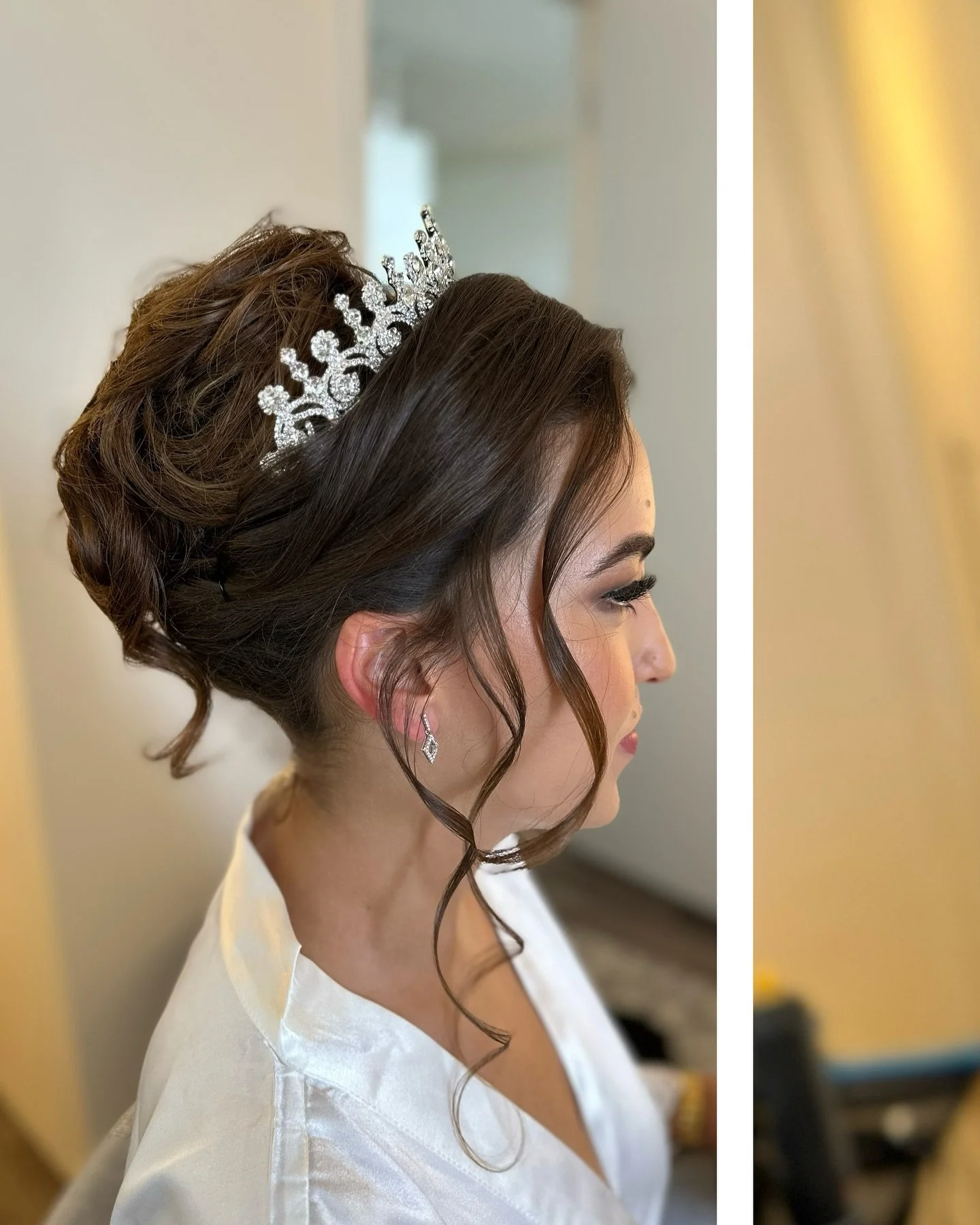 🤍this bride was a stunner🤍 
@faezeh.nejad #hawaiibride #wedding #makeup #mua #weddinghair #hair