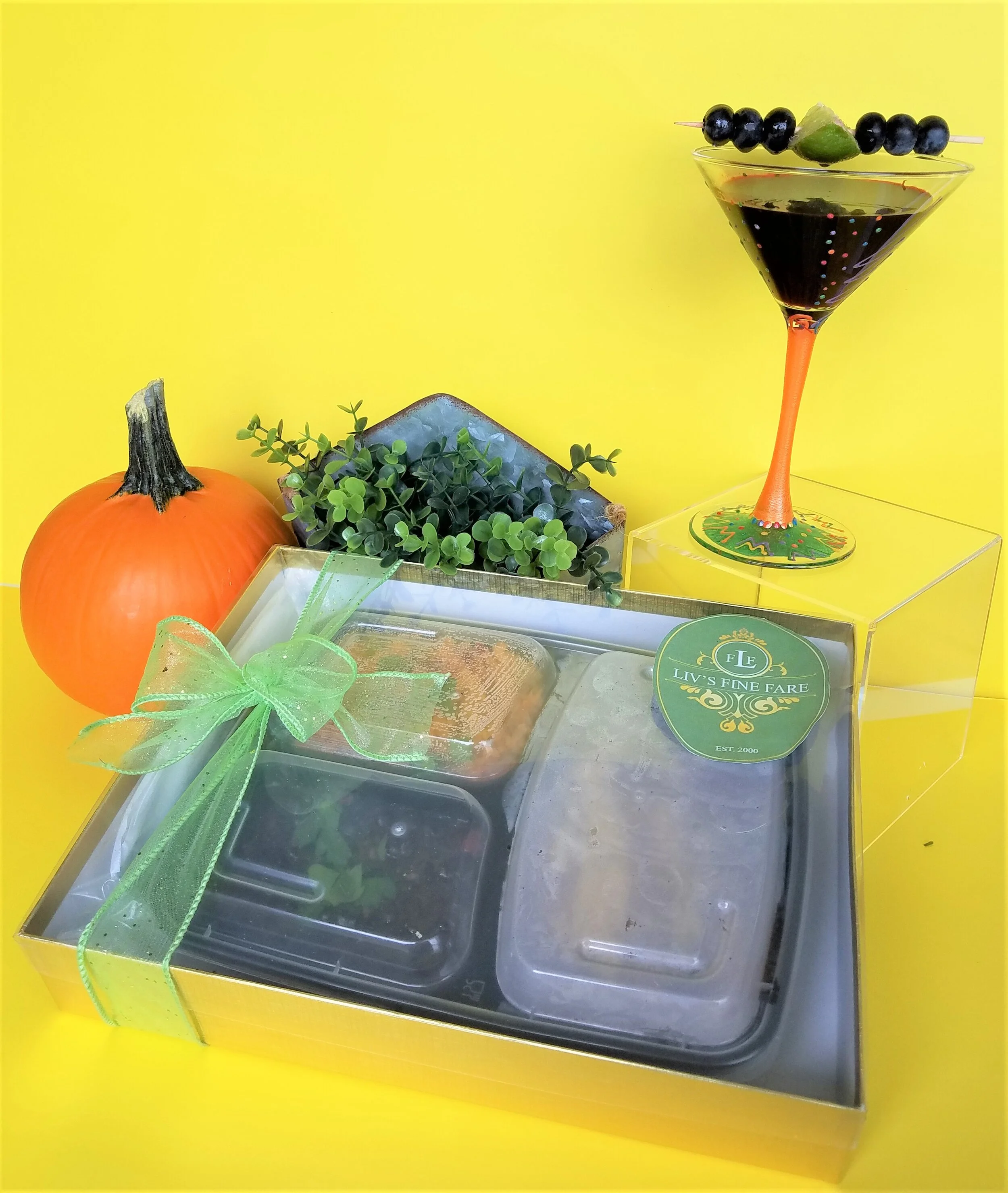 CUSTOM LFF BOX WITH TINI 2.jpg