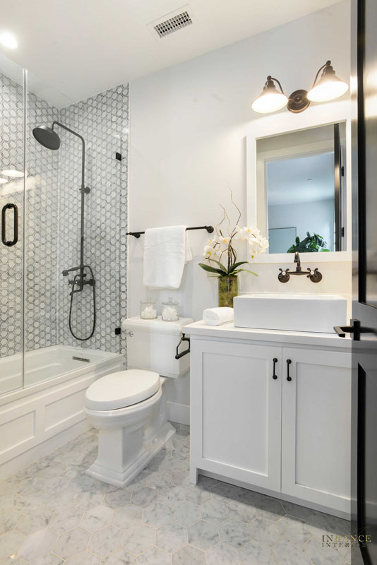 bath1.jpg