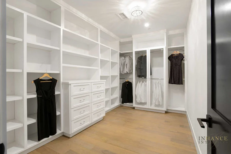 Master Closet.jpg
