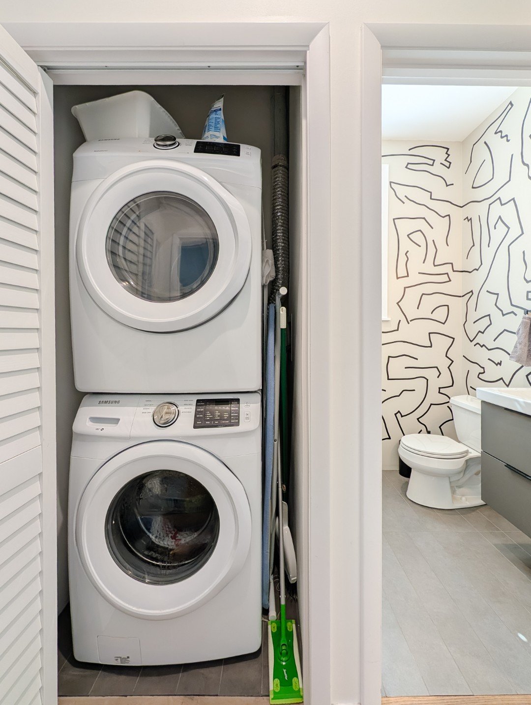 17 Architect's Apartment - Laundry.jpg