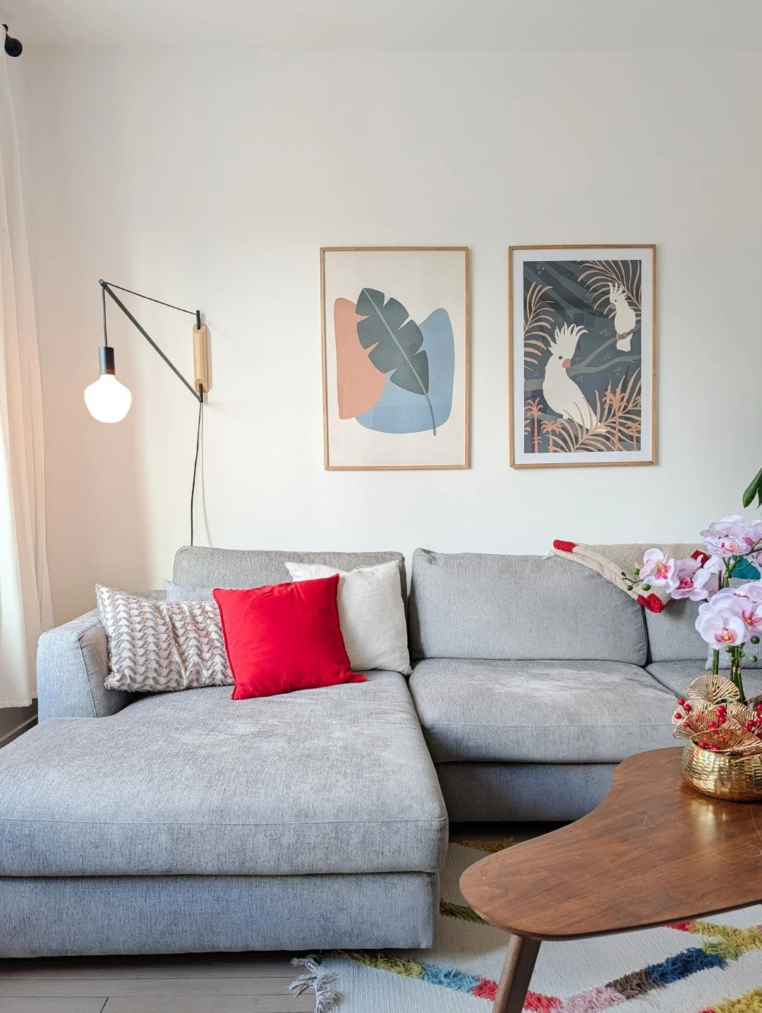 02 Architect's Apartment - Living 02.jpg