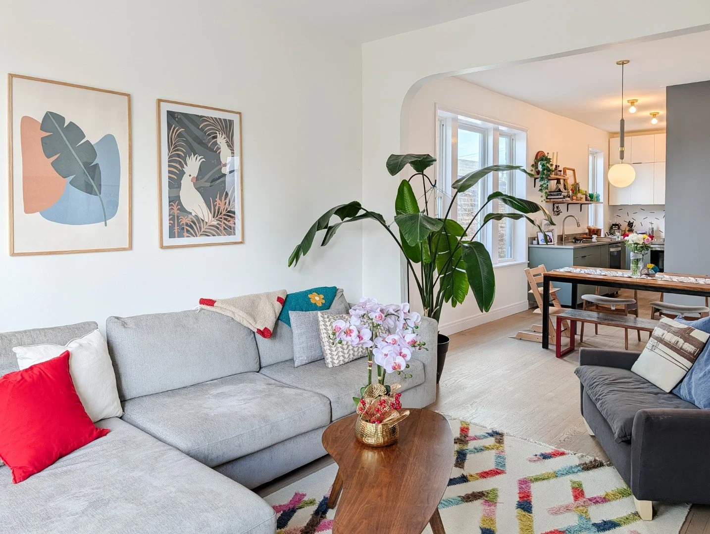 03 Architect's Apartment - Living 03.jpg
