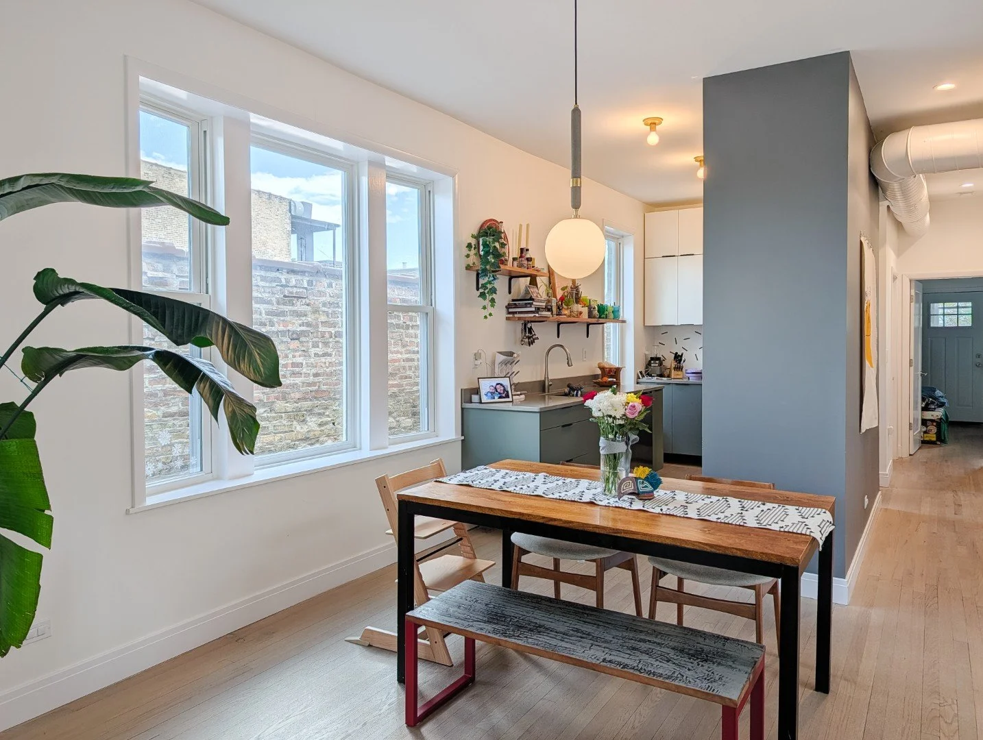 04 Architect's Apartment - Dining 01.jpg
