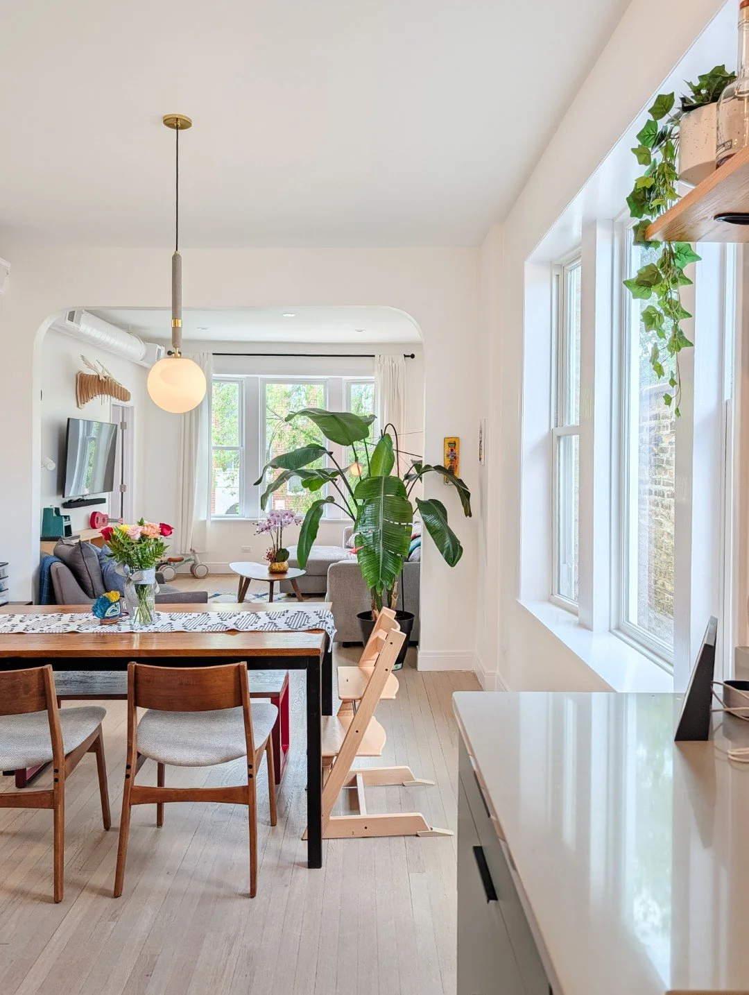 07 Architect's Apartment - Dining 04.jpg