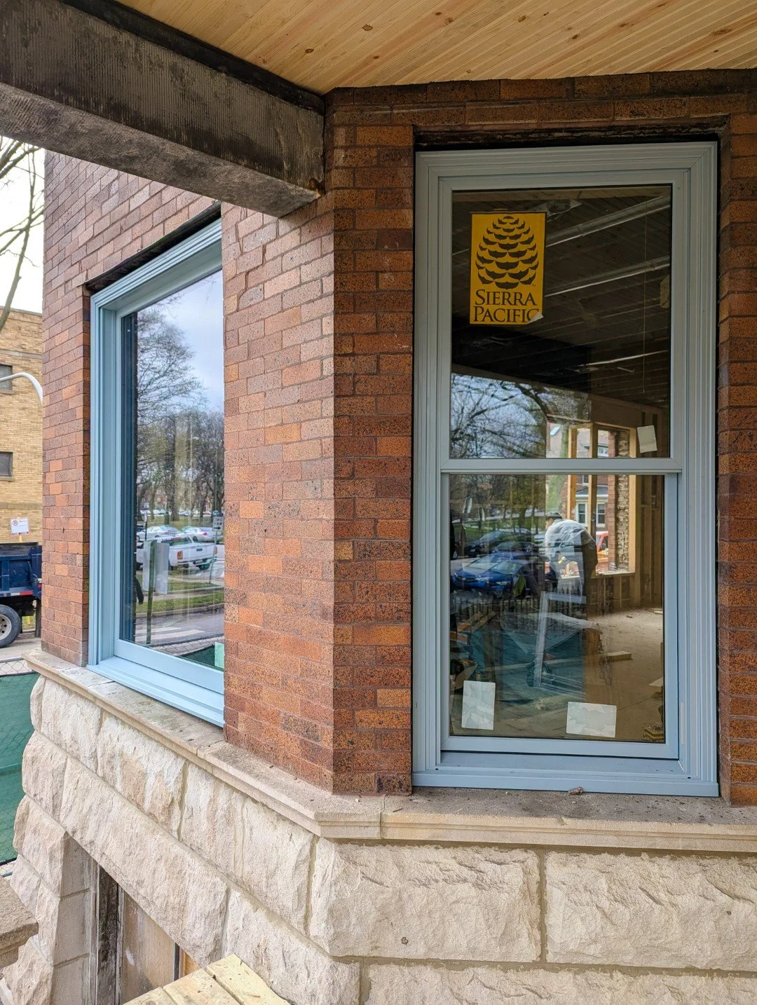 VC Palmer Plus Construction Windows 01.jpg