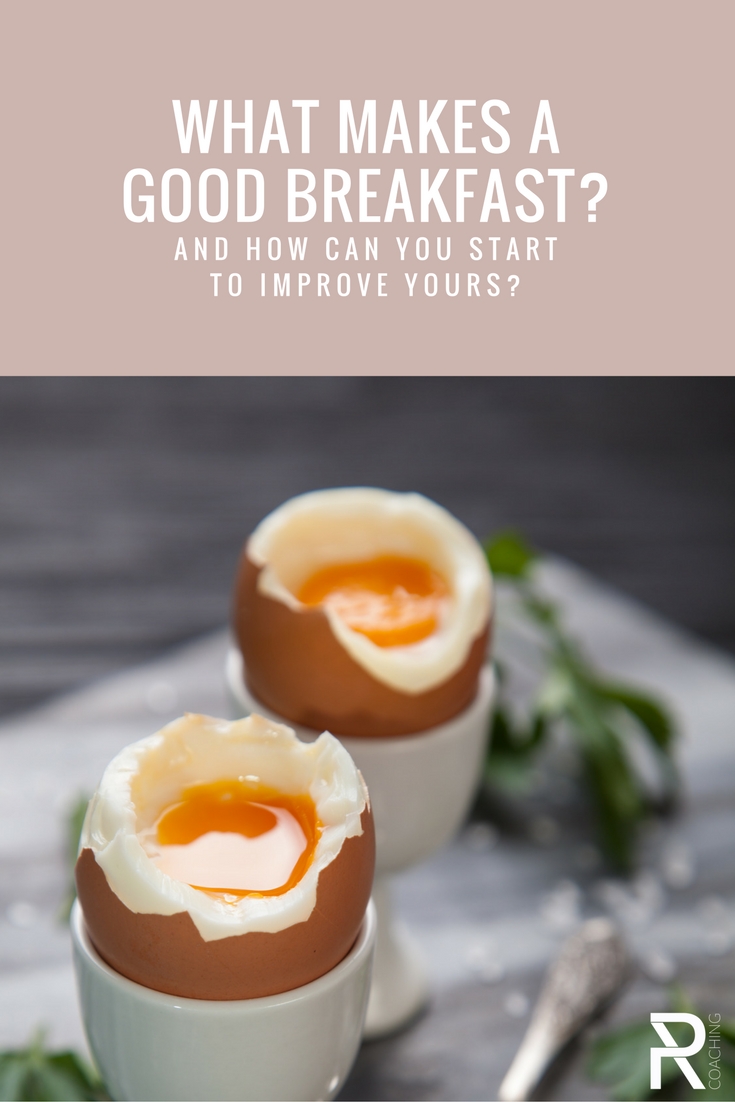 What makes a good breakfast? Learn how to build a nutritious, balanced plate in the morning + recipe ideas for busy people on the go. 