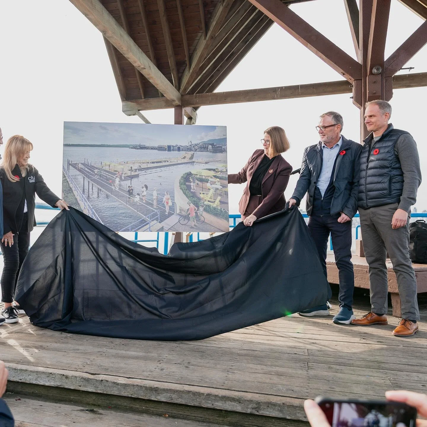 Today, we had the immense pleasure of helping our client @swimdrinkfish launch the WAVE Prize and announce plans with the City of North Vancouver for a flagship harbour swimming deck at Waterfront Park. The WAVE Prize is a transformative initiative t