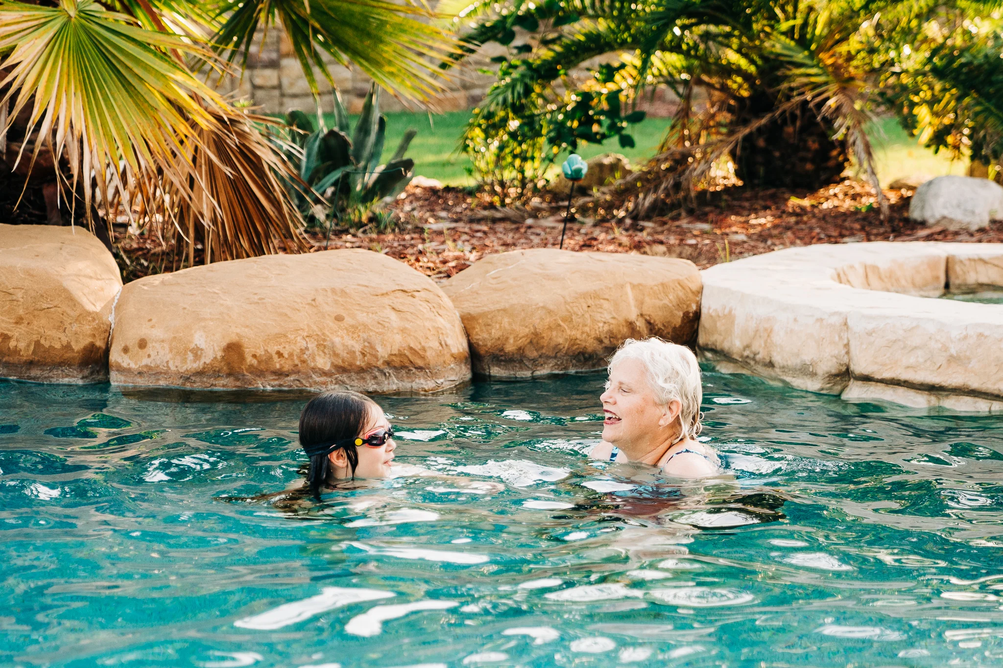 GrandparentsNavarre_Pool-1.jpg