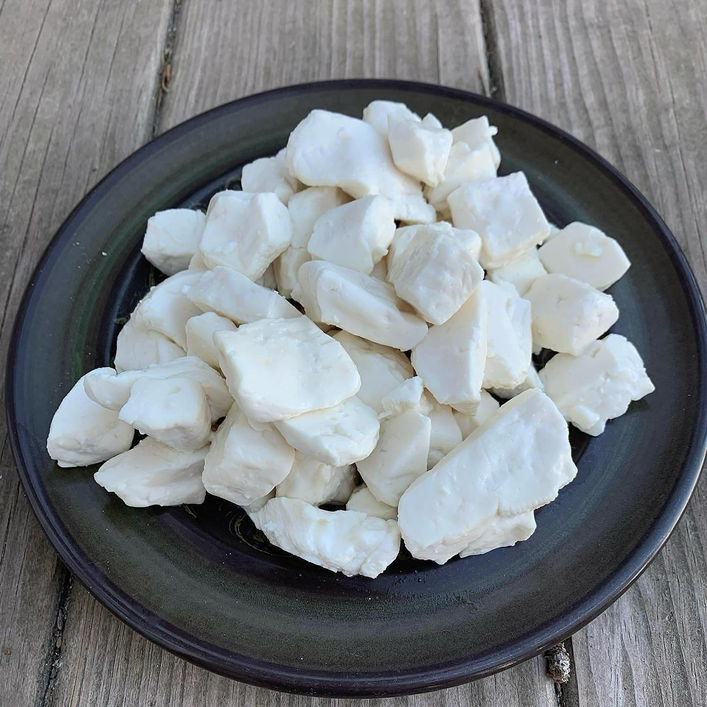 It&rsquo;s time for fresh cheese curds again! 🧀

I&rsquo;m making a batch on Friday. Ready for pick up at the farm after 2:30.

Original, Garlic, Ranch, Everything bagel, and Dill. First come, first serve. 
Comment your order below or send me a mess