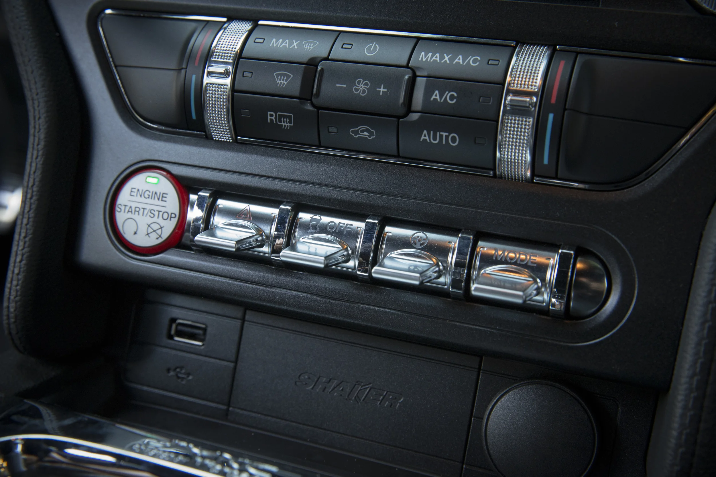 A31U3944 as Smart Object-1.jpg