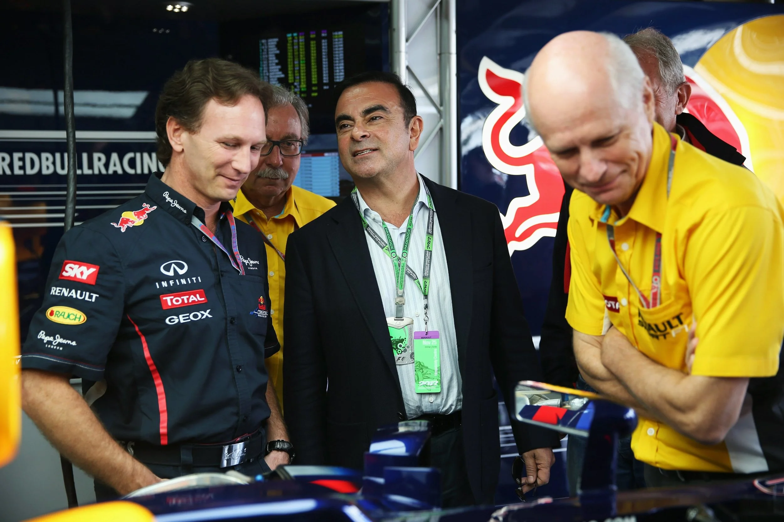 Blog: Red Bull vs. Renault in 2016