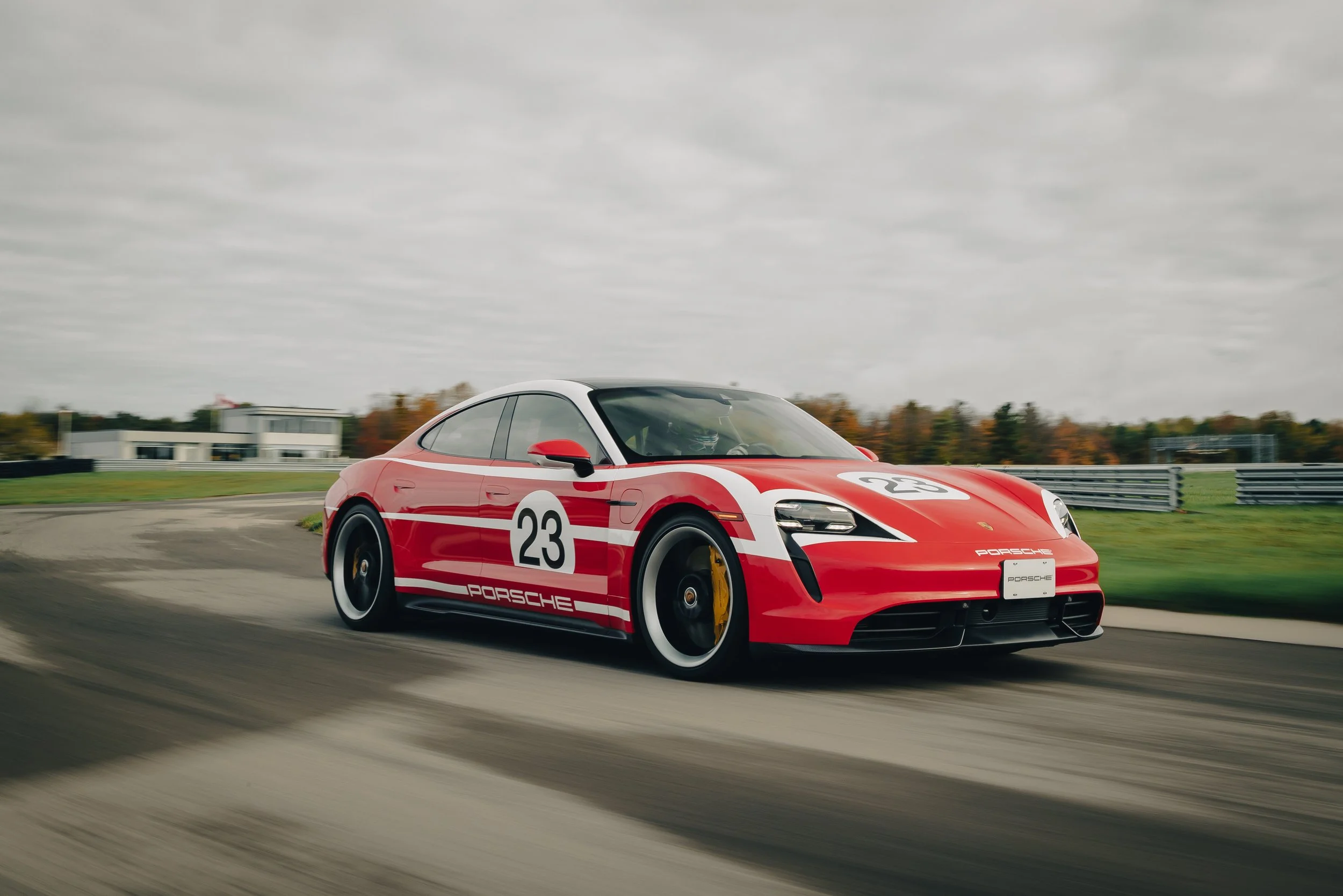 20211018 Porsche Canada Trading Places_SteakandSizzle_Lenssen Photo-42948.jpg